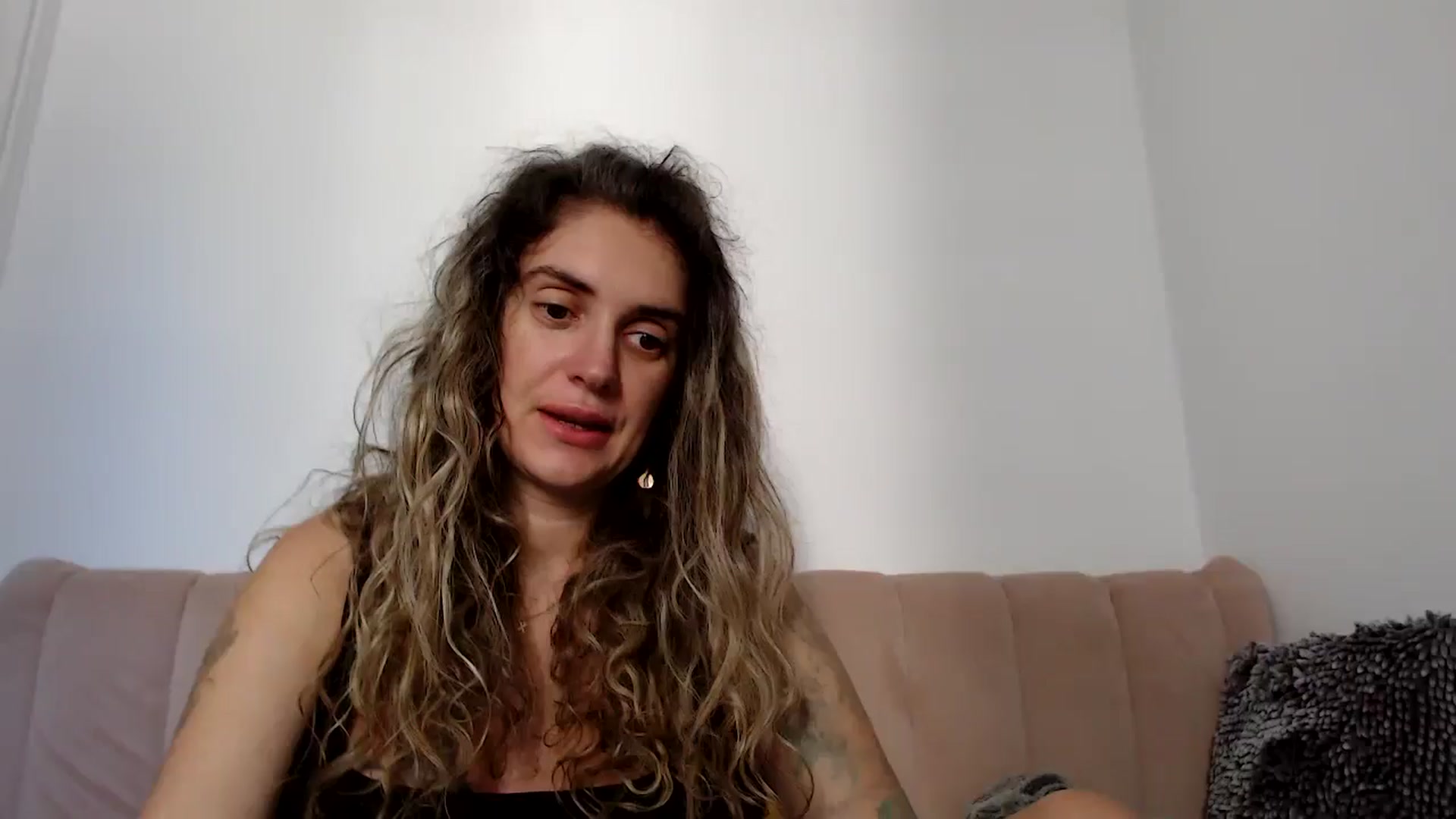 Gallery image thumbnail from MissDivinna's myfreecams stream on, 08/21/2025, 06:23 image 3 of 20