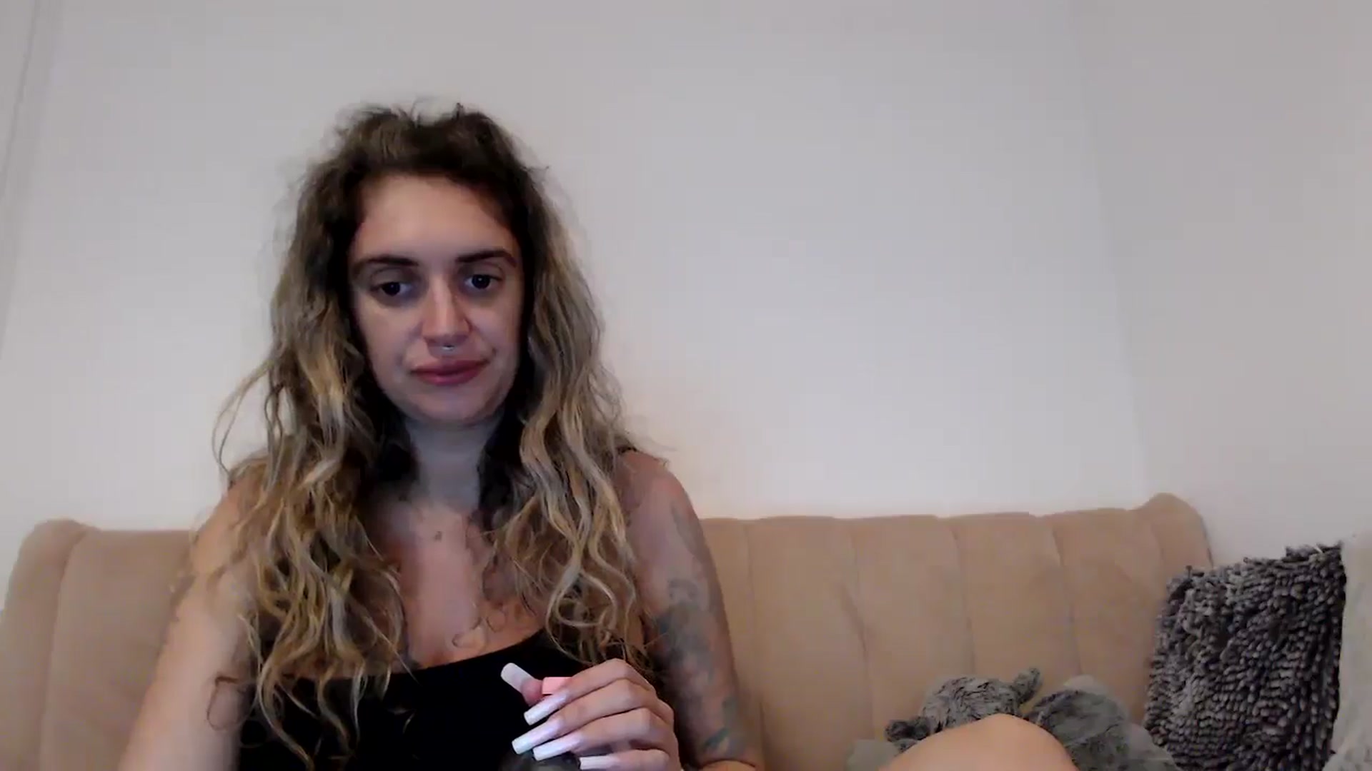 Gallery image thumbnail from MissDivinna's myfreecams stream on, 08/22/2025, 01:34 image 8 of 20