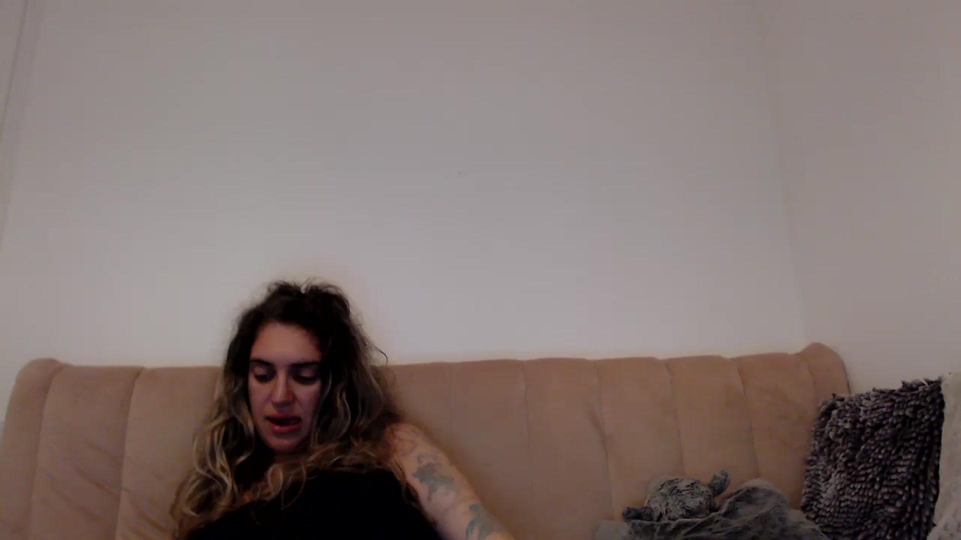 Gallery image thumbnail from MissDivinna's myfreecams stream on, 08/22/2025, 01:34 image 4 of 20