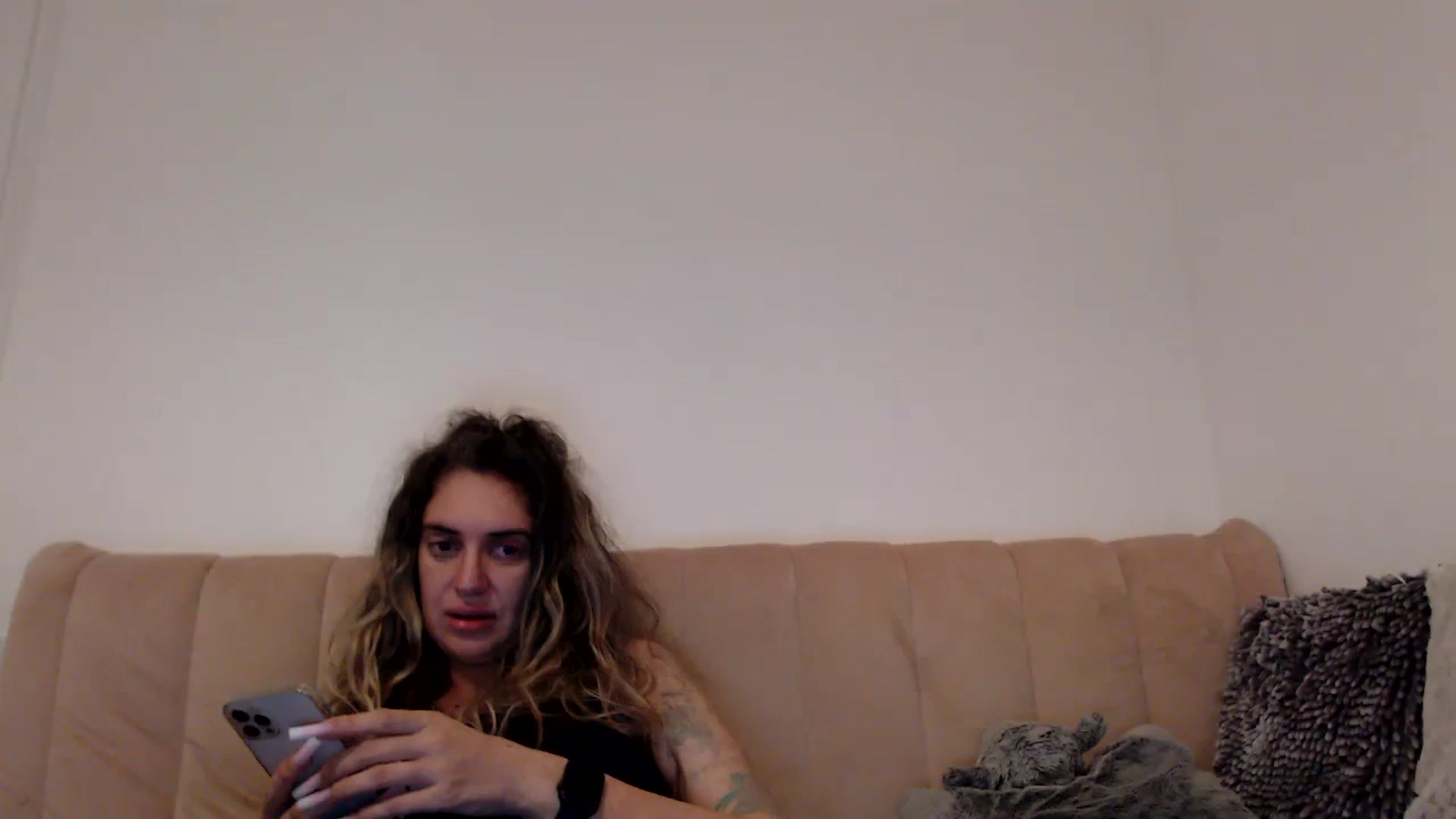 Gallery image thumbnail from MissDivinna's myfreecams stream on, 08/22/2025, 01:34 image 2 of 20