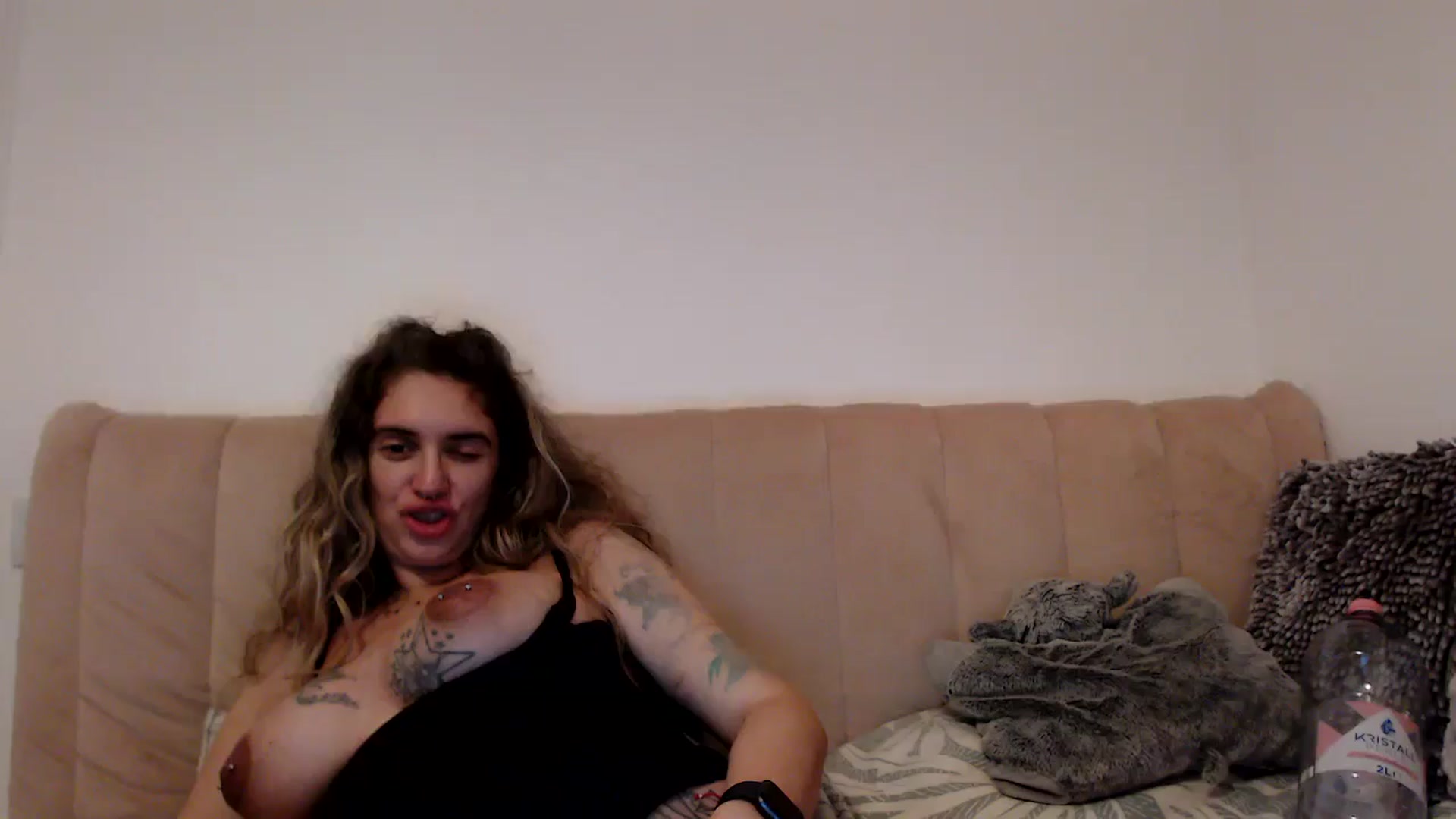Gallery image thumbnail from MissDivinna's myfreecams stream on, 08/22/2025, 02:10 image 3 of 20