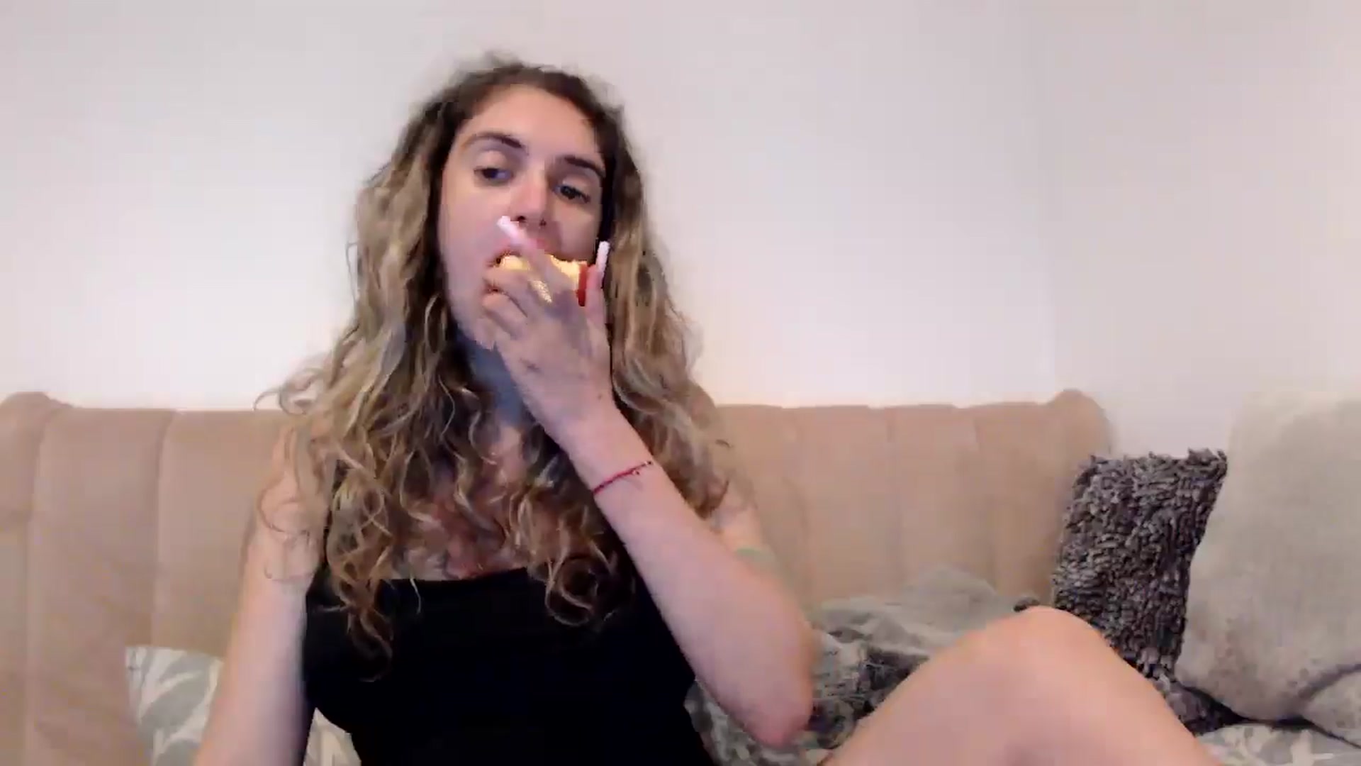 Gallery image thumbnail from MissDivinna's myfreecams stream on, 08/22/2025, 23:00 image 11 of 20