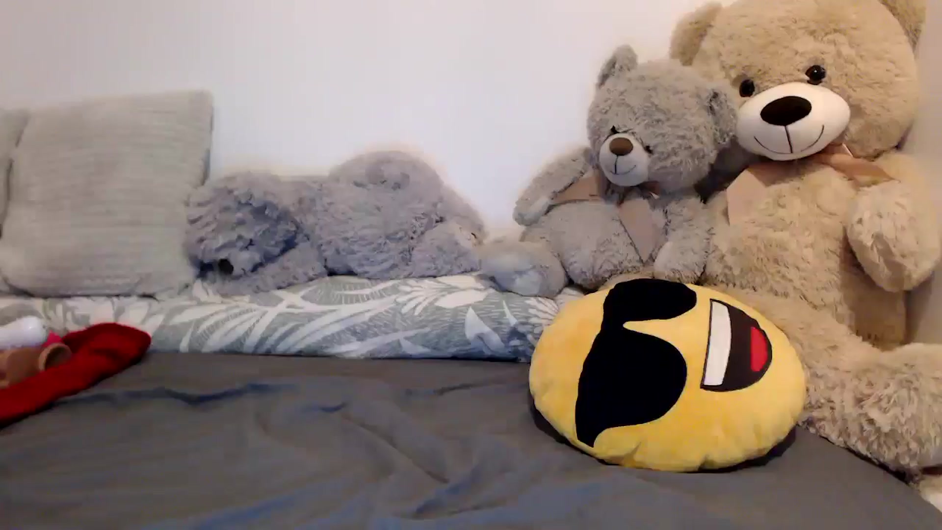 Gallery image thumbnail from MissDivinna's myfreecams stream on, 08/23/2025, 22:17 image 8 of 20