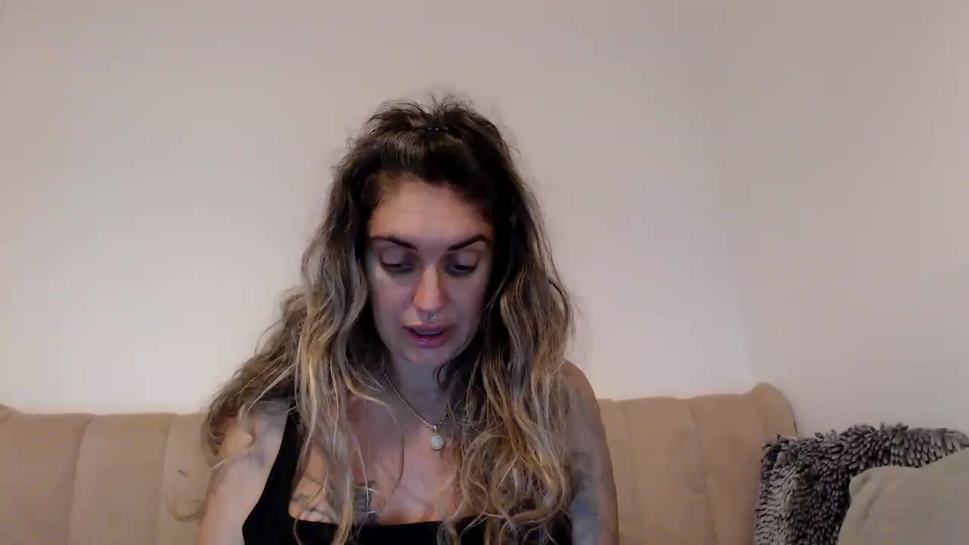 Gallery image thumbnail from MissDivinna's myfreecams stream on, 08/26/2025, 24:20 image 7 of 20