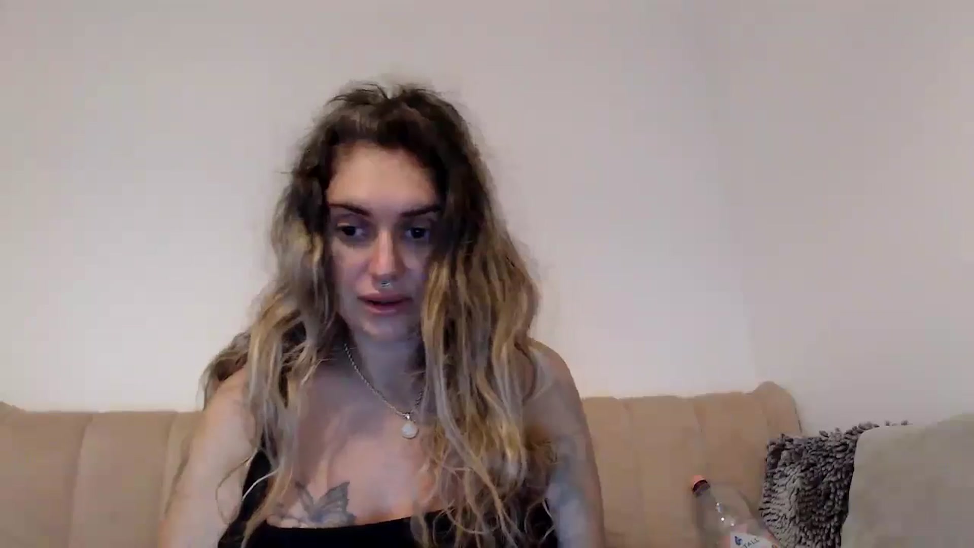Gallery image thumbnail from MissDivinna's myfreecams stream on, 08/26/2025, 24:20 image 2 of 20