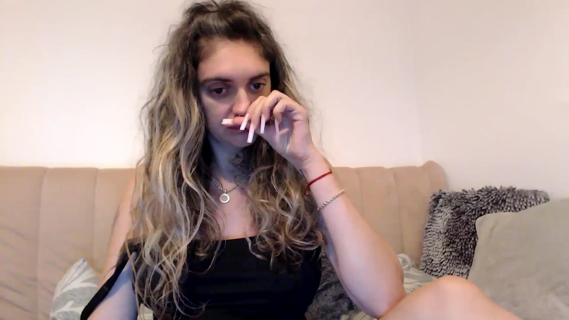 Gallery image thumbnail from MissDivinna's myfreecams stream on, 08/26/2025, 01:51 image 18 of 20