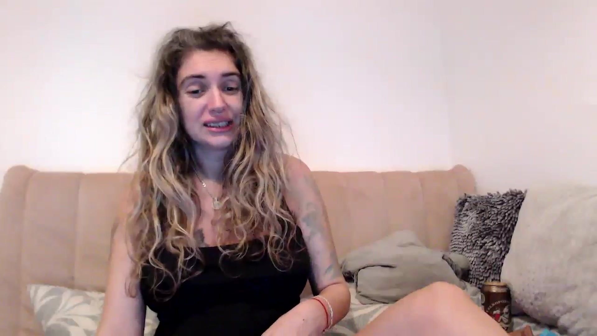 Gallery image thumbnail from MissDivinna's myfreecams stream on, 08/27/2025, 02:12 image 10 of 20
