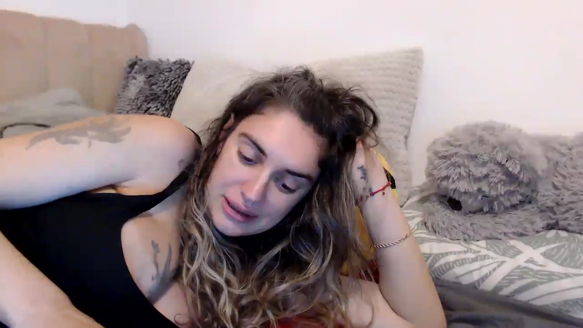 Gallery image thumbnail from MissDivinna's myfreecams stream on, 08/27/2025, 02:12 image 4 of 20