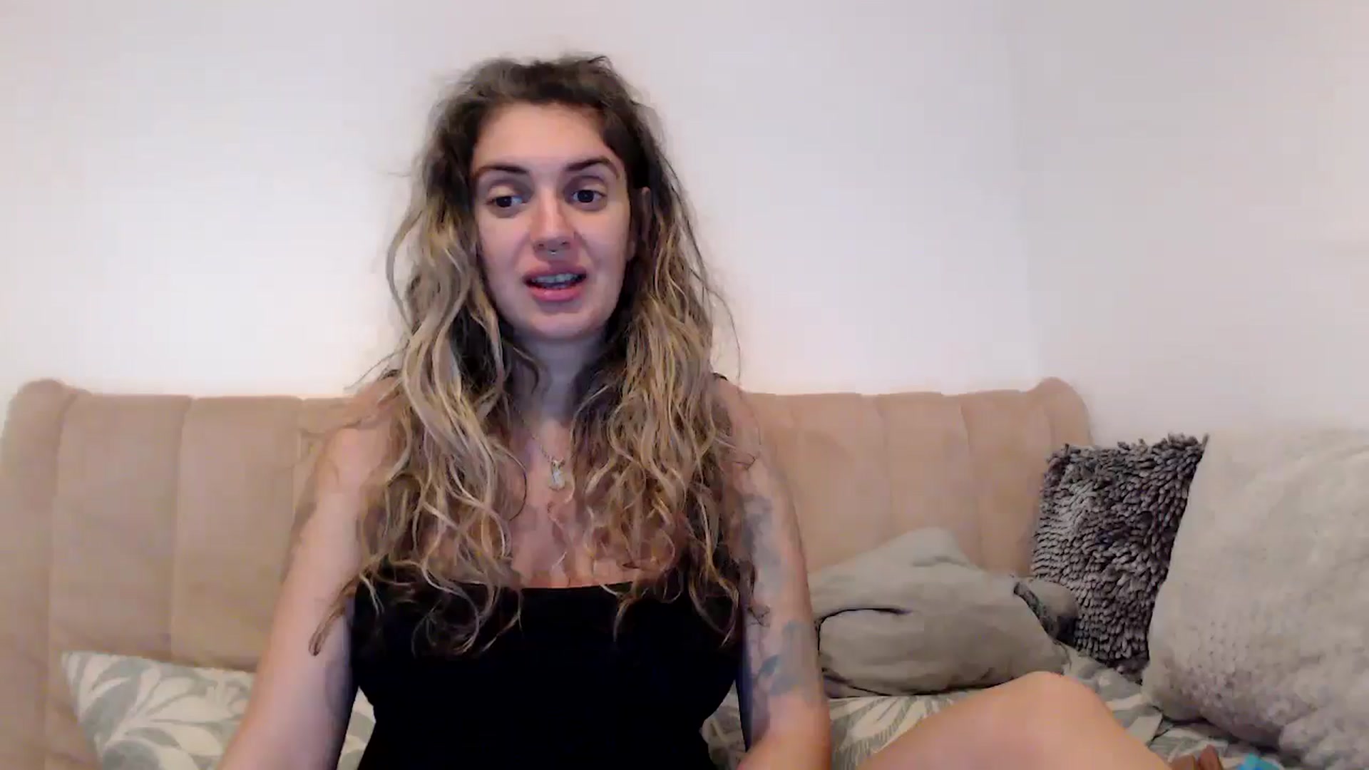 Gallery image thumbnail from MissDivinna's myfreecams stream on, 08/27/2025, 02:12 image 13 of 20