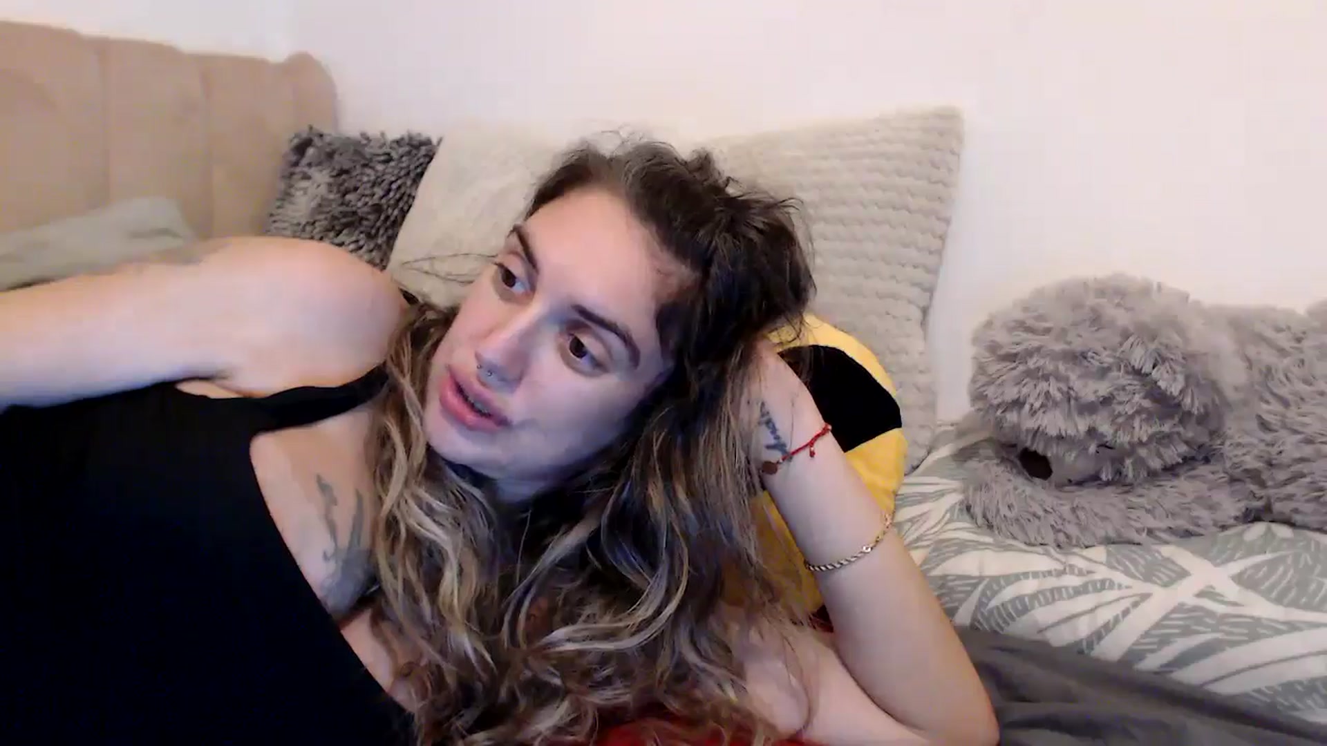 Gallery image thumbnail from MissDivinna's myfreecams stream on, 08/27/2025, 02:12 image 2 of 20