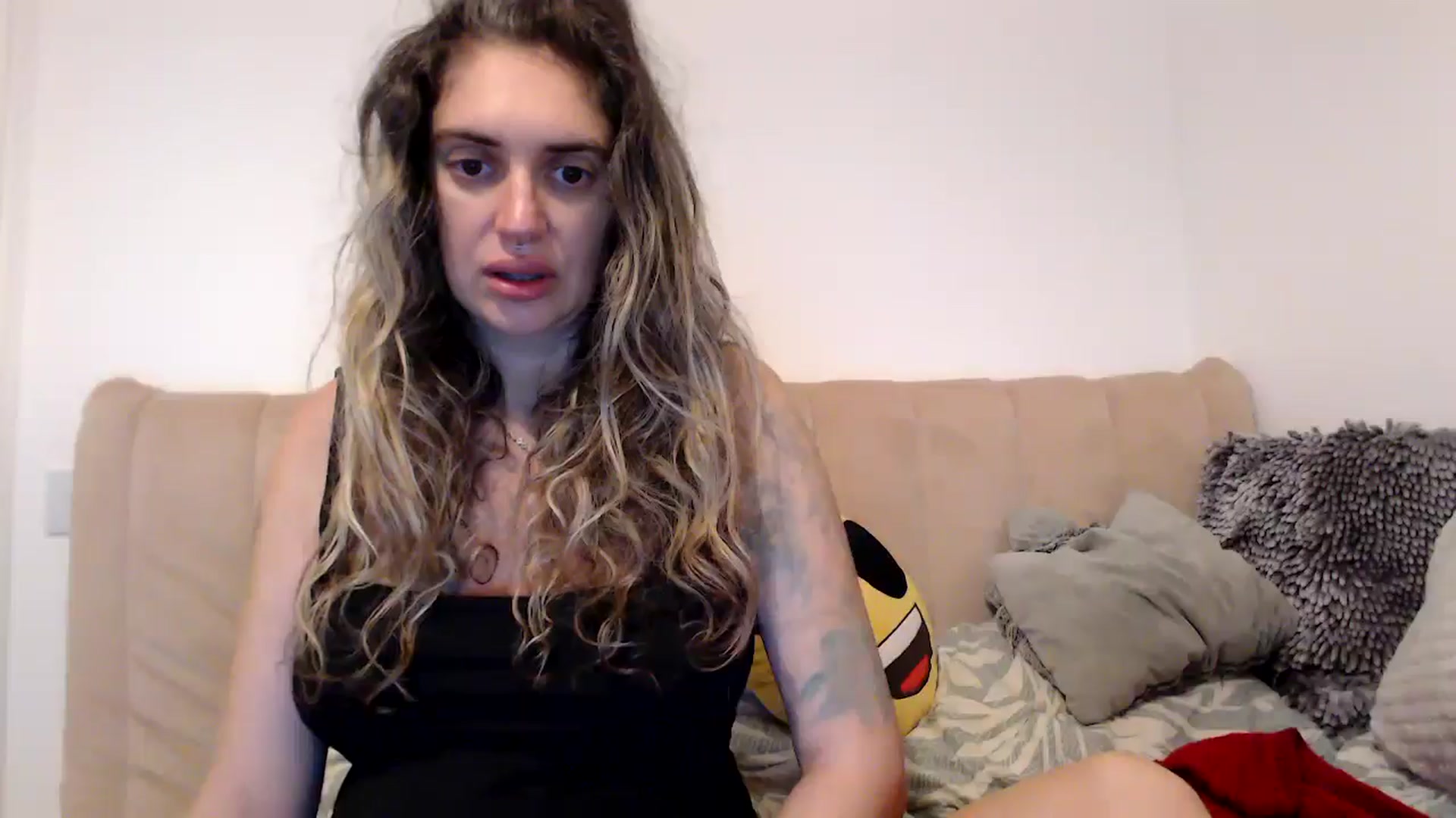 Gallery image thumbnail from MissDivinna's myfreecams stream on, 08/27/2025, 22:00 image 2 of 20