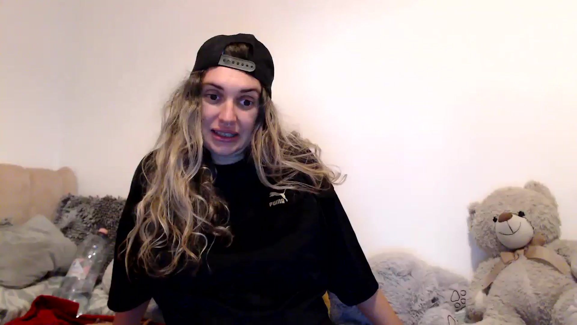 Gallery image thumbnail from MissDivinna's myfreecams stream on, 08/28/2025, 03:05 image 12 of 20