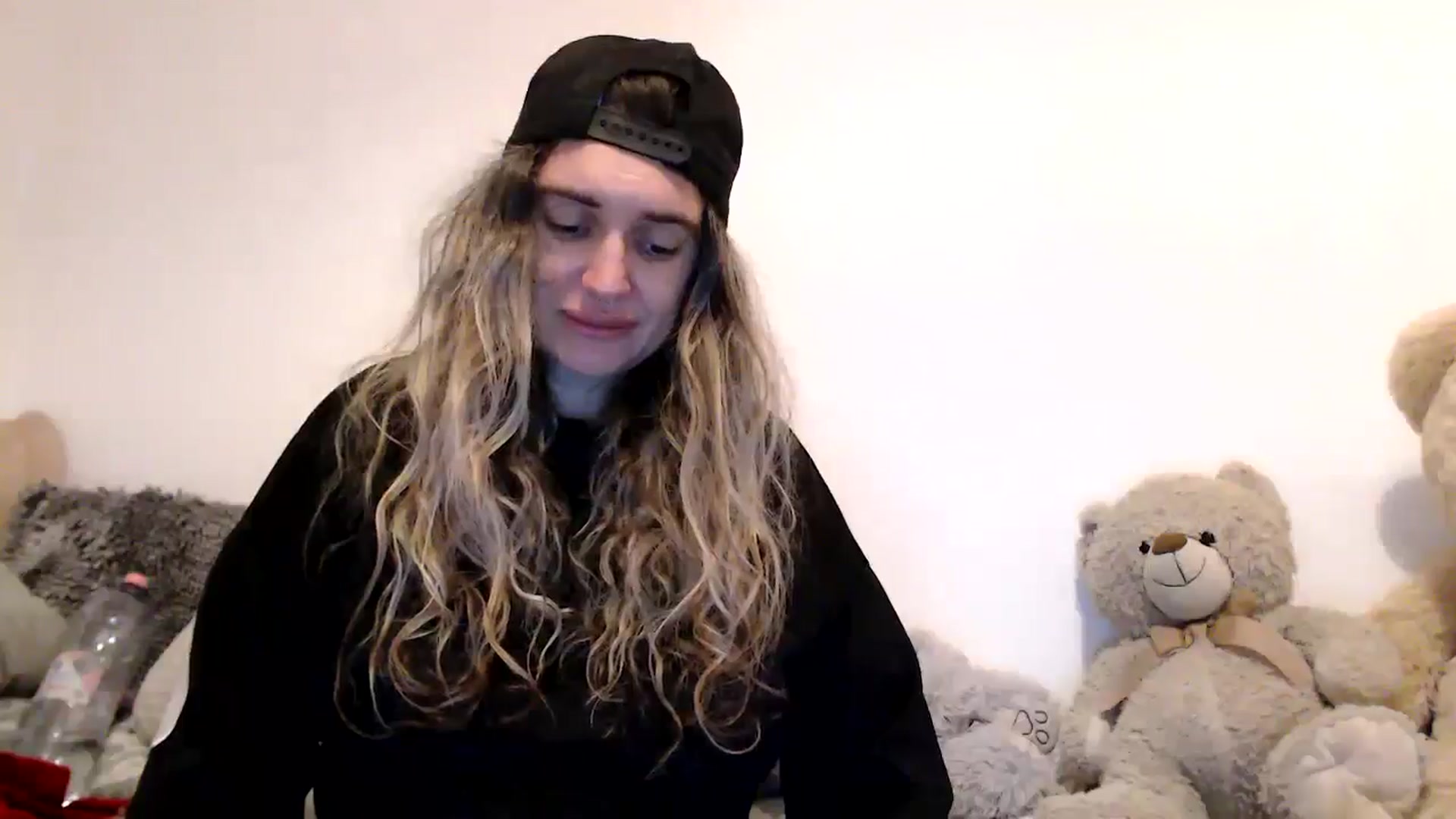 Gallery image thumbnail from MissDivinna's myfreecams stream on, 08/28/2025, 03:05 image 2 of 20
