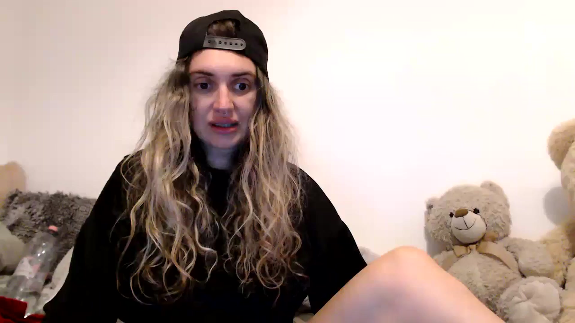 Gallery image thumbnail from MissDivinna's myfreecams stream on, 08/28/2025, 03:05 image 8 of 20