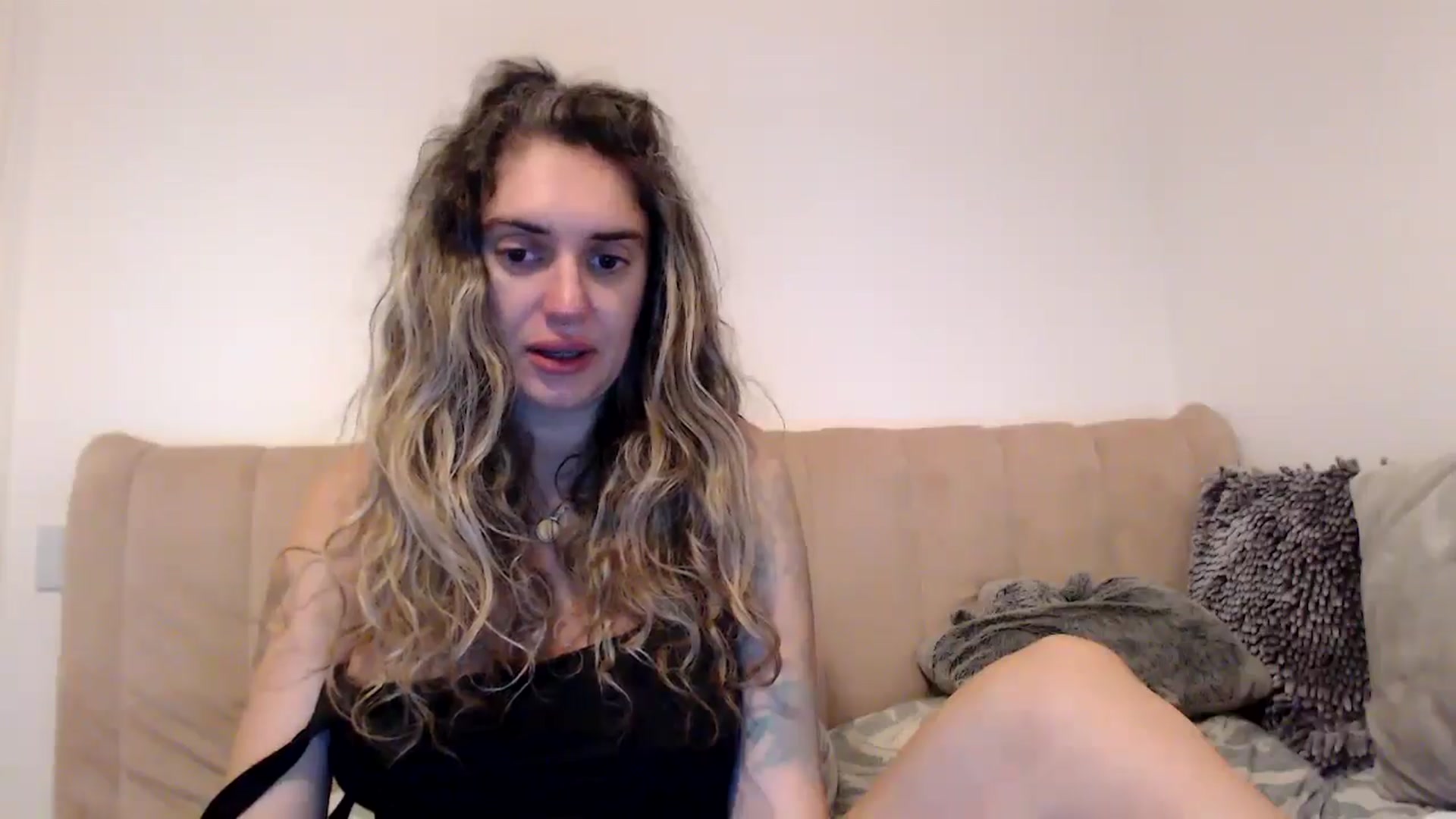 Gallery image thumbnail from MissDivinna's myfreecams stream on, 08/29/2025, 02:02 image 3 of 20