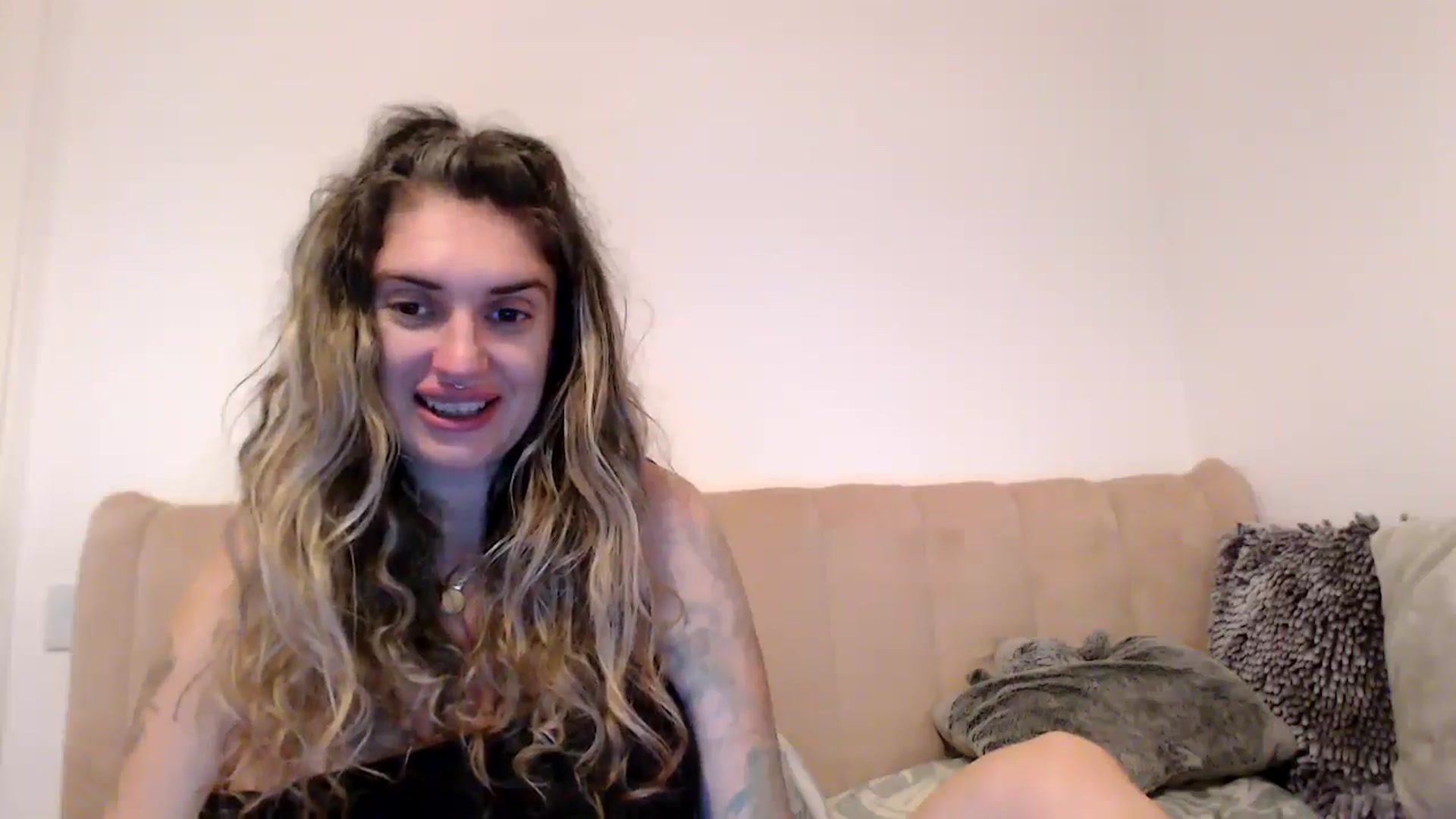 Gallery image thumbnail from MissDivinna's myfreecams stream on, 08/29/2025, 02:02 image 7 of 20
