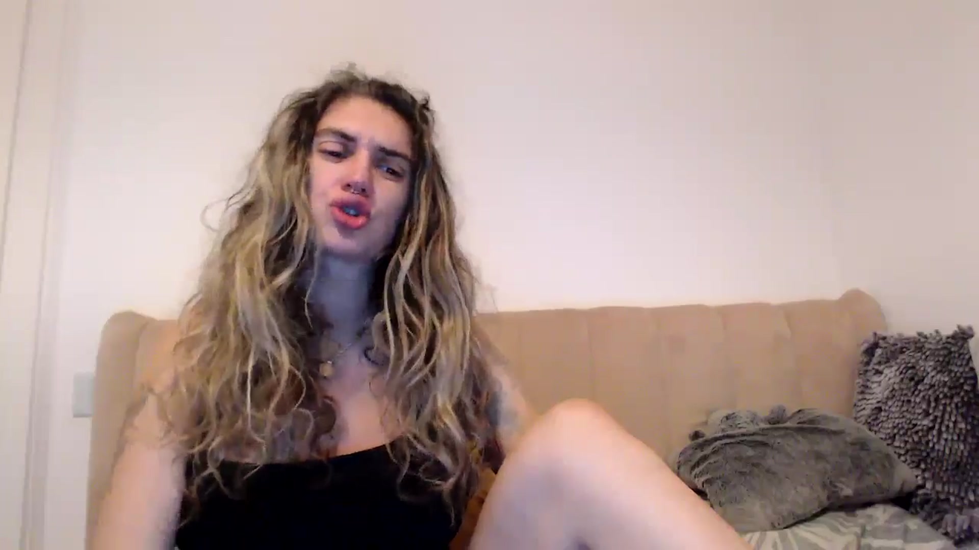 Gallery image thumbnail from MissDivinna's myfreecams stream on, 08/29/2025, 02:02 image 11 of 20