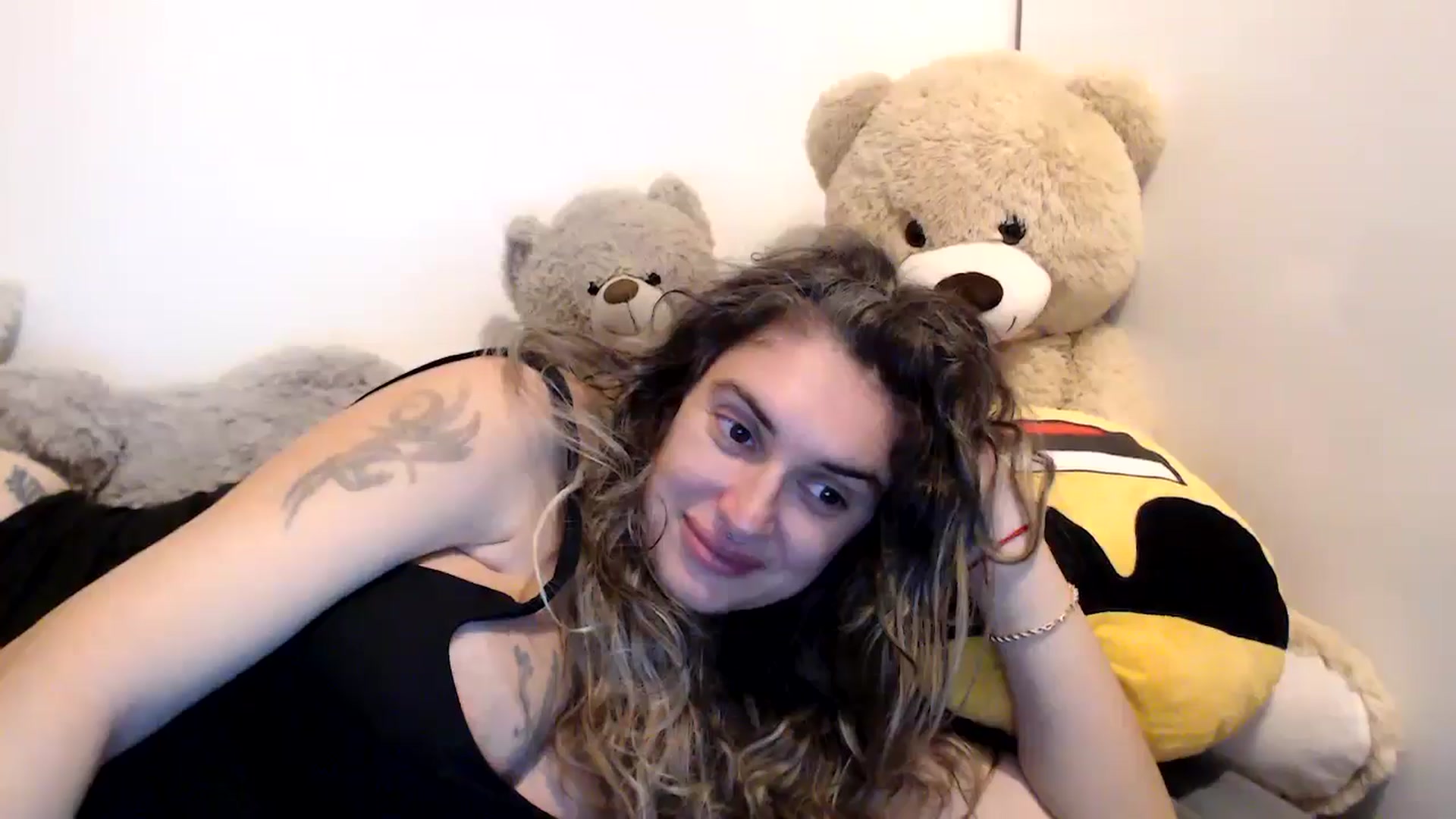 Gallery image thumbnail from MissDivinna's myfreecams stream on, 08/29/2025, 02:02 image 13 of 20