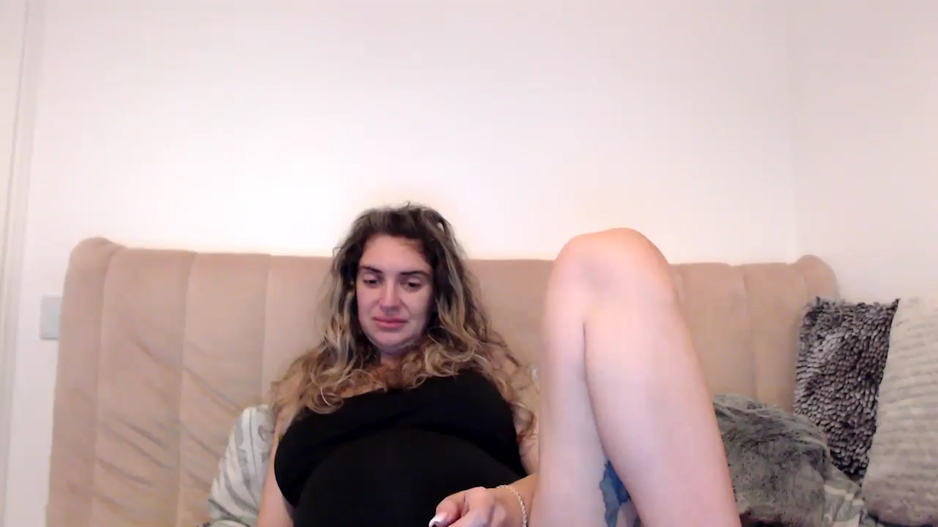 Gallery image thumbnail from MissDivinna's myfreecams stream on, 08/29/2025, 23:06 image 3 of 20