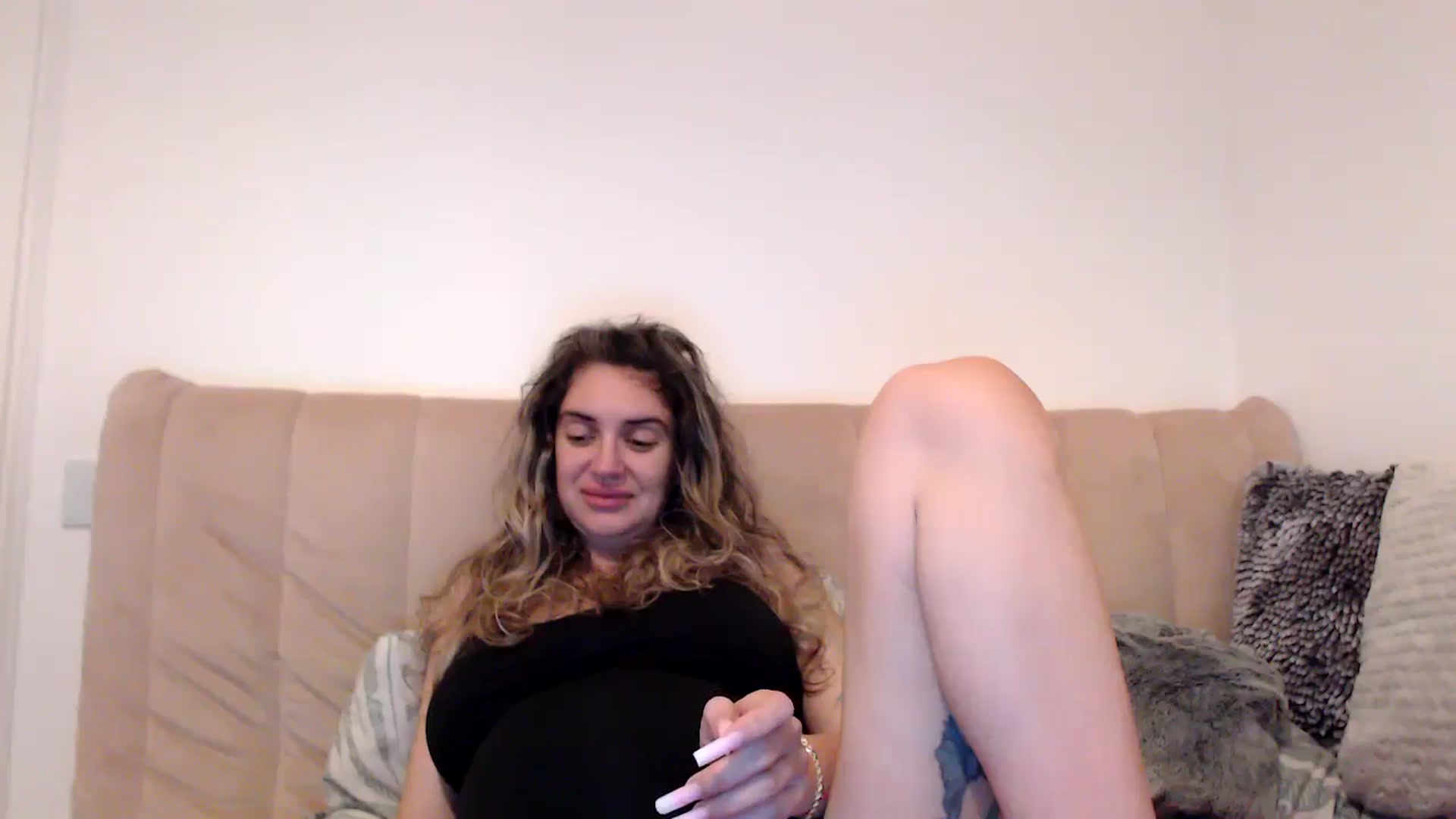 Gallery image thumbnail from MissDivinna's myfreecams stream on, 08/29/2025, 23:06 image 4 of 20