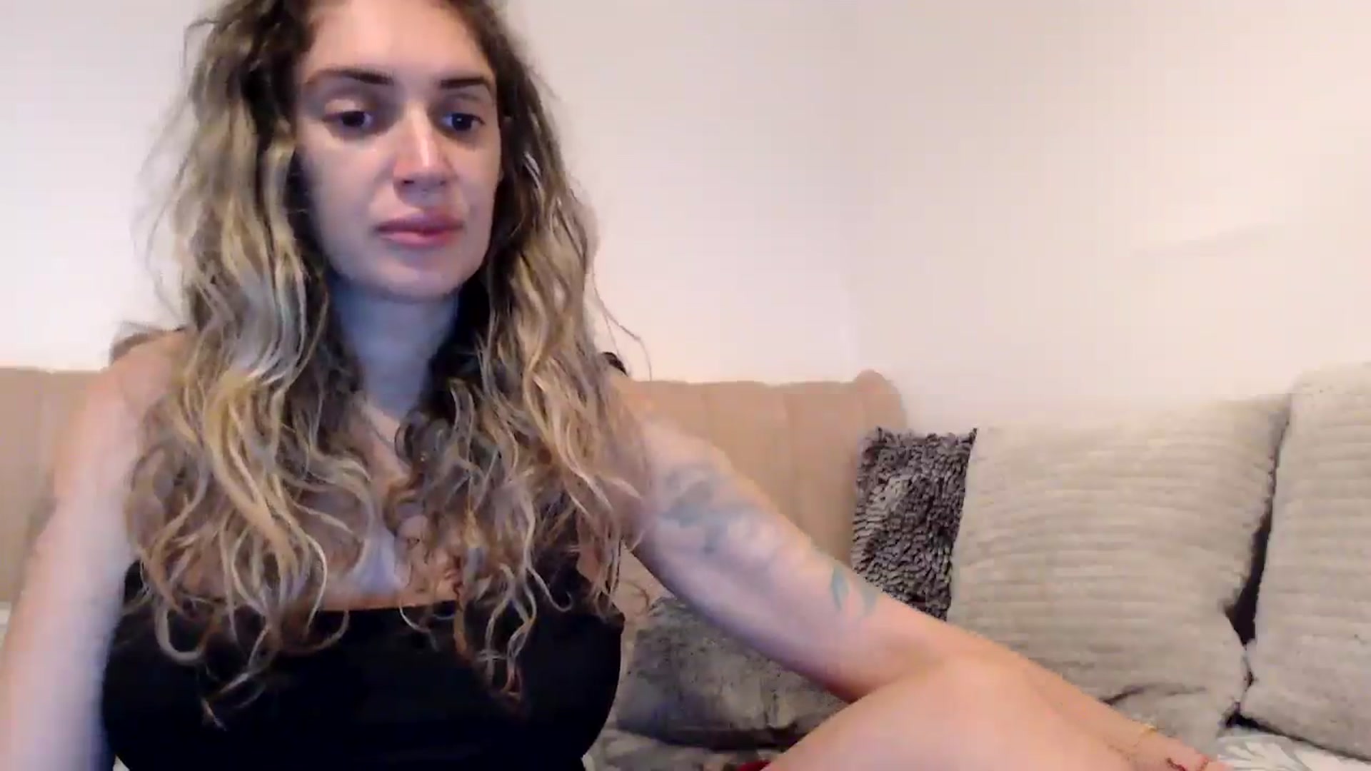 Gallery image thumbnail from MissDivinna's myfreecams stream on, 08/29/2025, 23:06 image 7 of 20