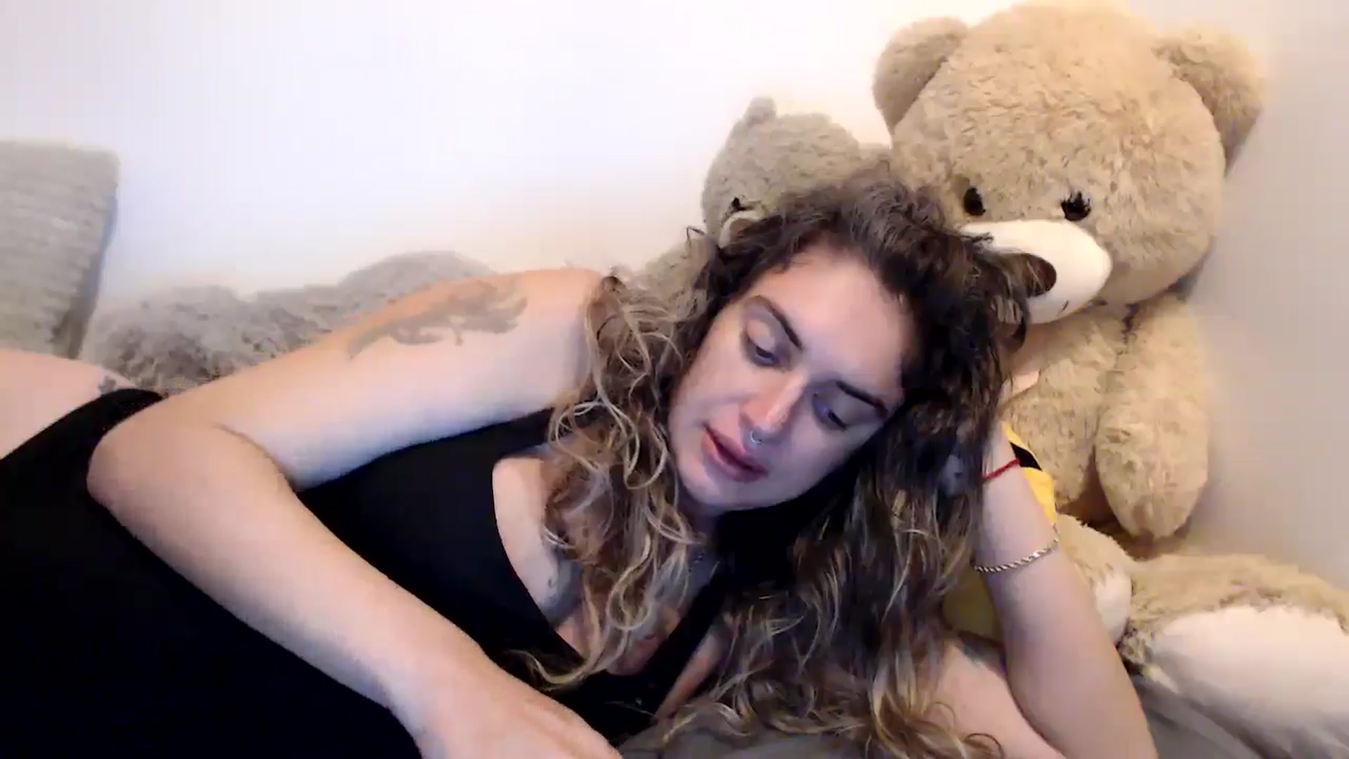 Gallery image thumbnail from MissDivinna's myfreecams stream on, 08/30/2025, 22:15 image 20 of 20