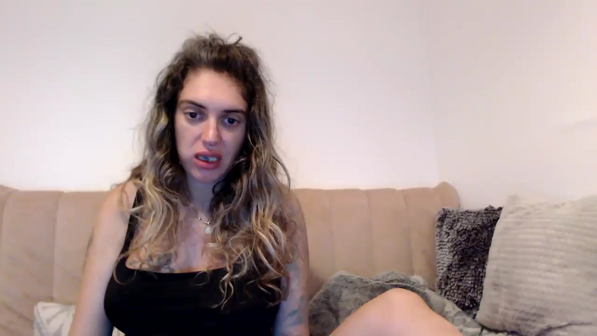 Gallery image thumbnail from MissDivinna's myfreecams stream on, 08/30/2025, 22:15 image 18 of 20