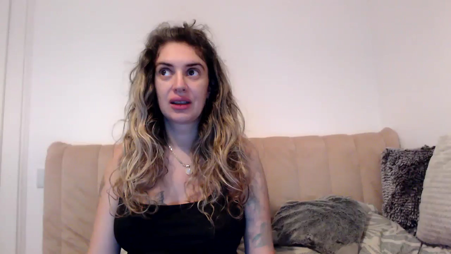 Gallery image thumbnail from MissDivinna's myfreecams stream on, 08/30/2025, 22:15 image 1 of 20