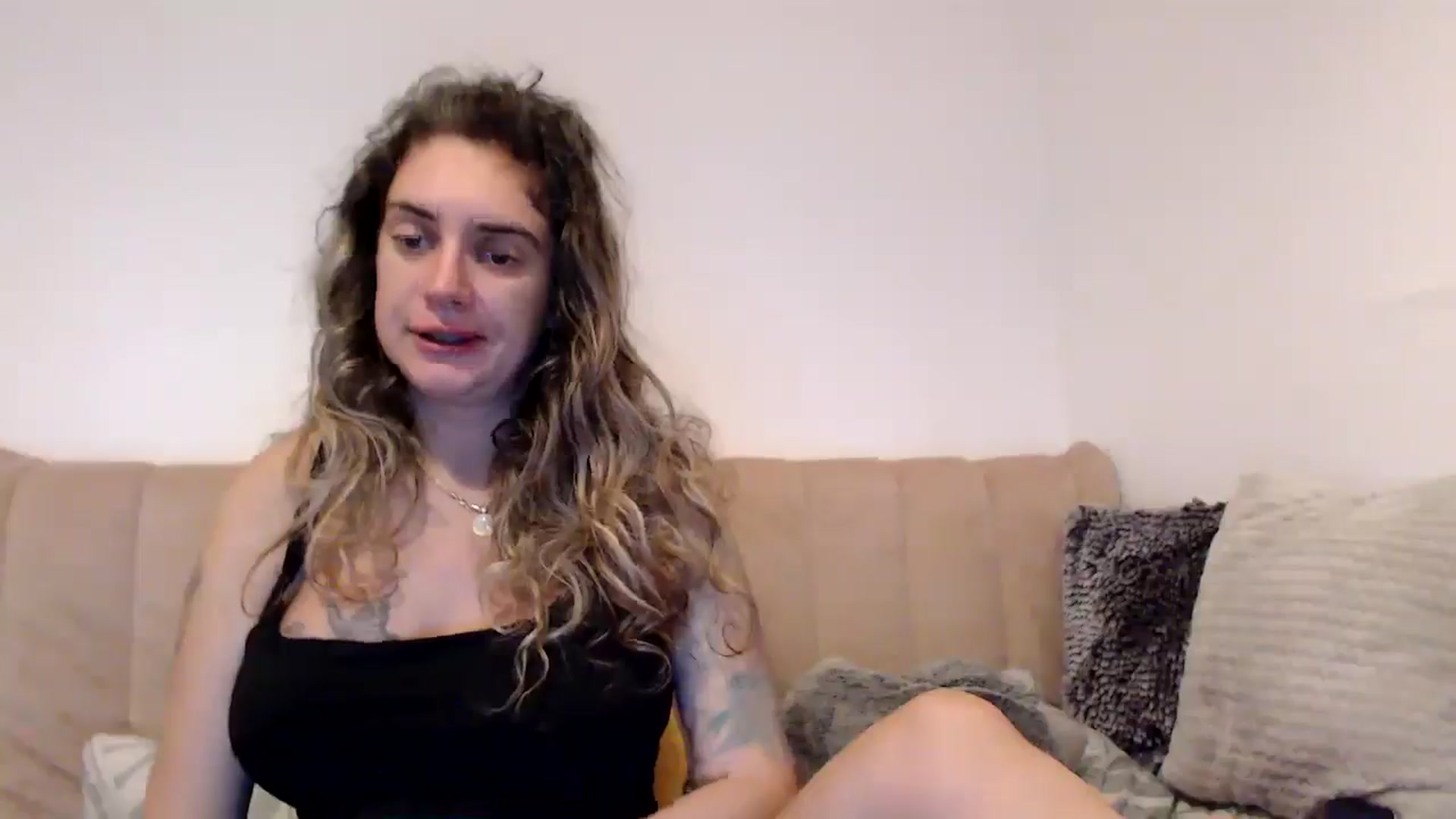Gallery image thumbnail from MissDivinna's myfreecams stream on, 08/30/2025, 22:15 image 17 of 20