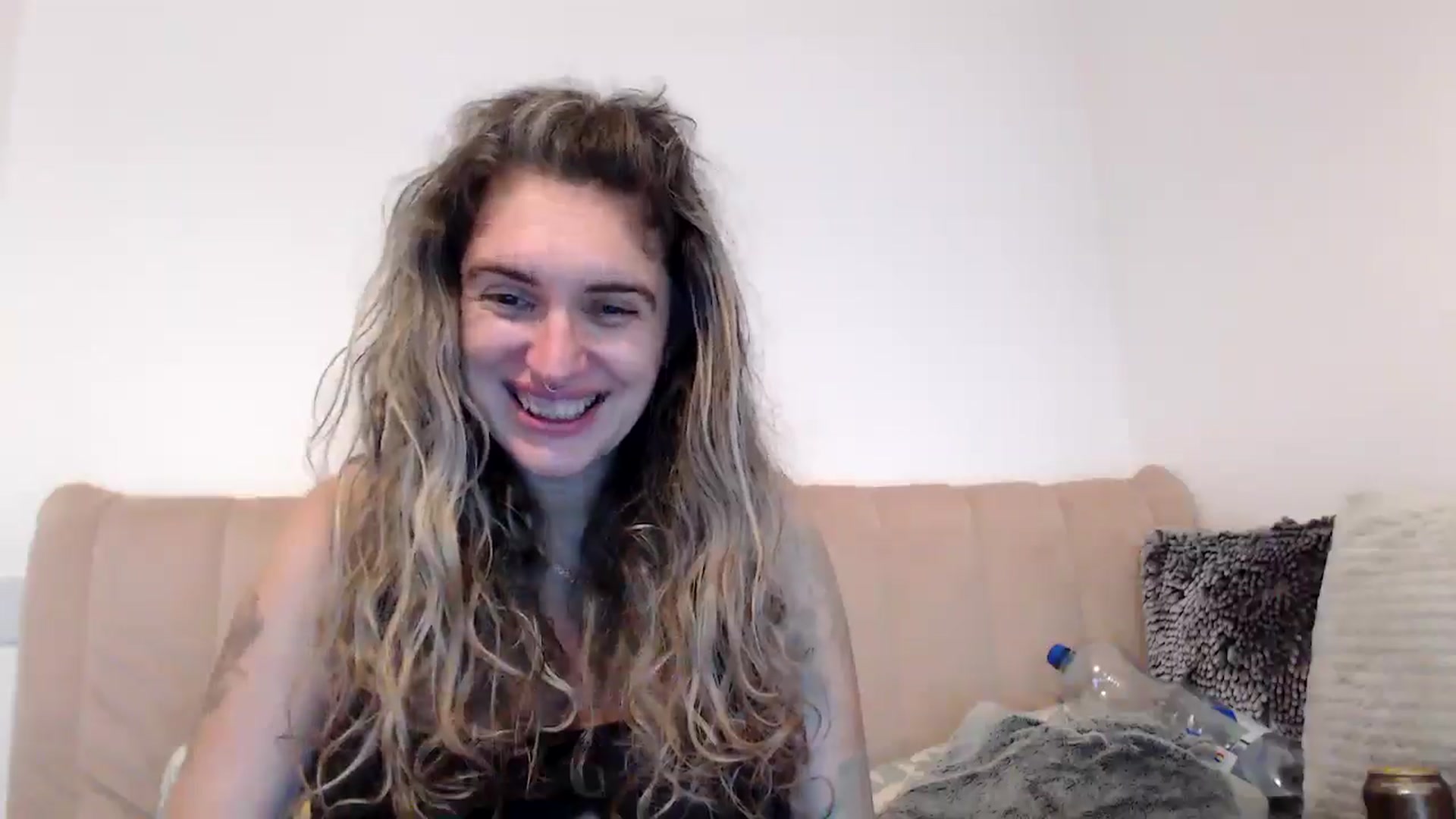 Gallery image thumbnail from MissDivinna's myfreecams stream on, 08/31/2025, 05:39 image 3 of 20