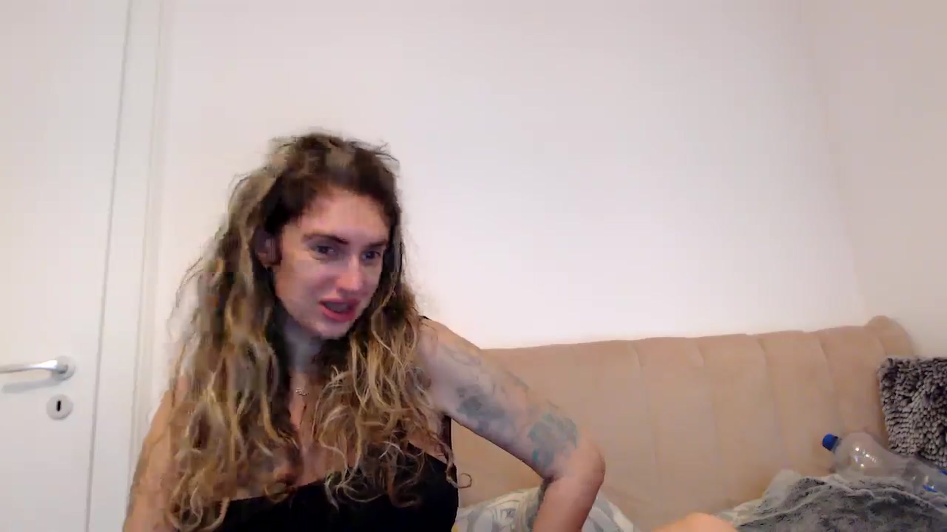 Gallery image thumbnail from MissDivinna's myfreecams stream on, 08/31/2025, 05:39 image 17 of 20