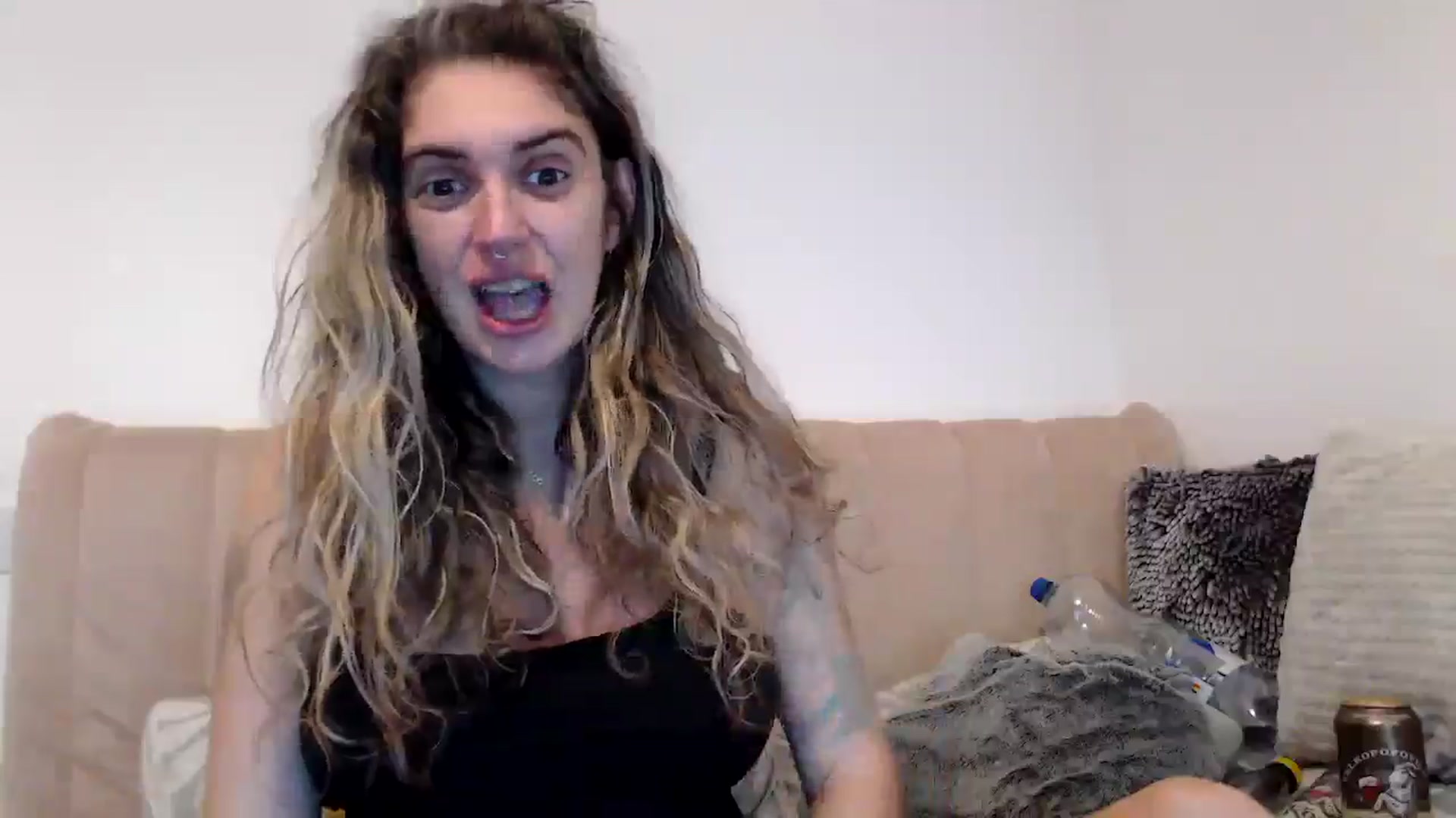Gallery image thumbnail from MissDivinna's myfreecams stream on, 08/31/2025, 05:39 image 4 of 20