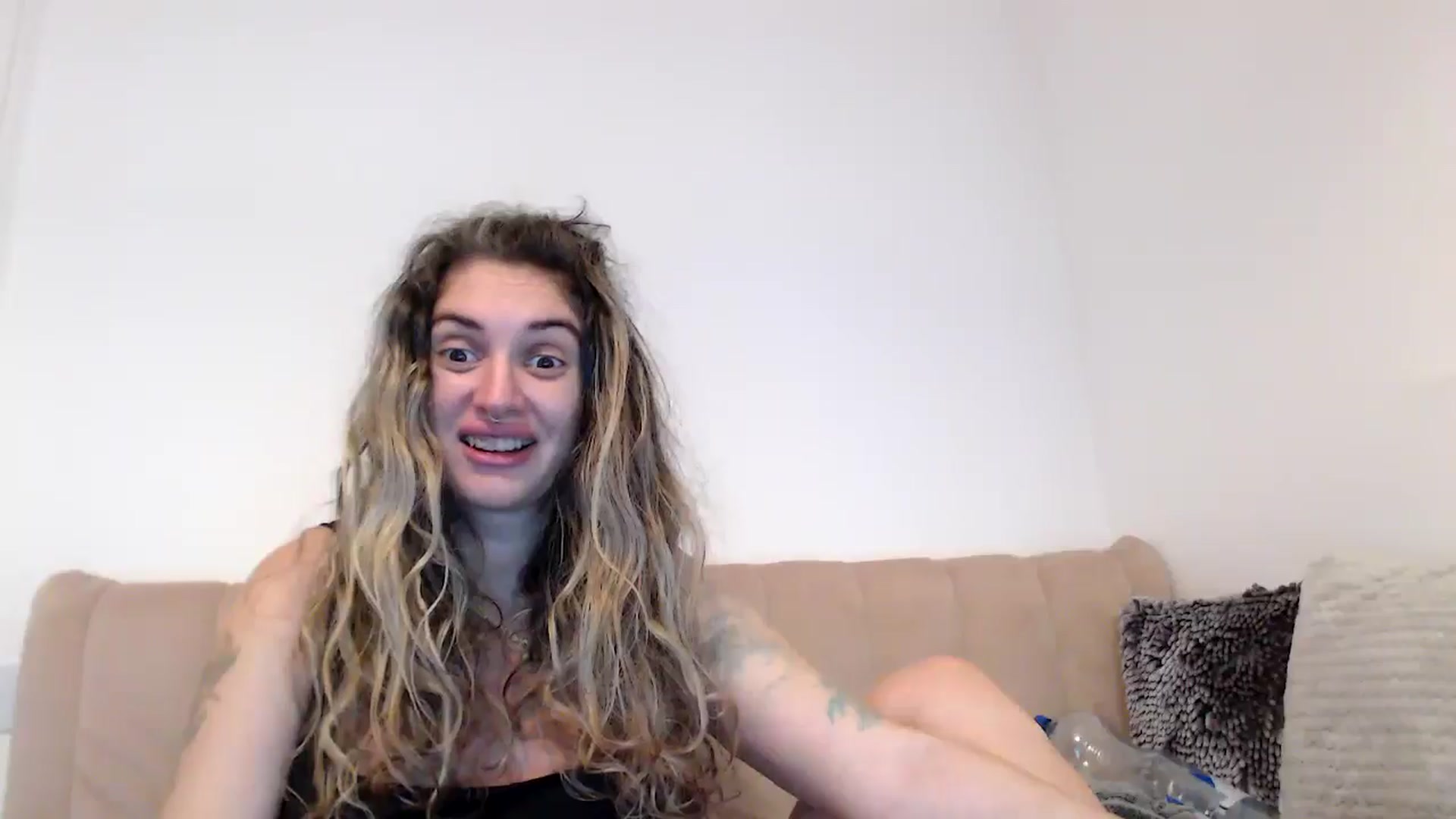 Gallery image thumbnail from MissDivinna's myfreecams stream on, 08/31/2025, 05:39 image 6 of 20