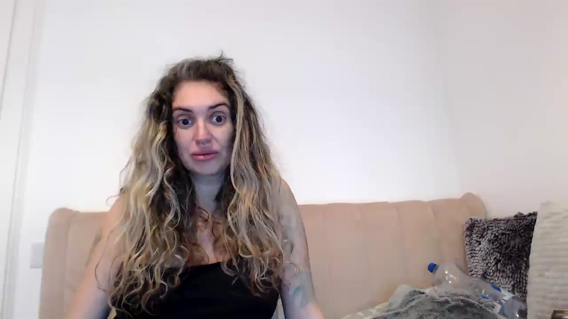 Gallery image thumbnail from MissDivinna's myfreecams stream on, 08/31/2025, 05:39 image 8 of 20