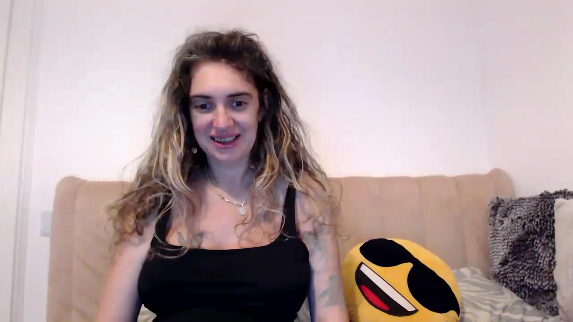 Gallery image thumbnail from MissDivinna's myfreecams stream on, 08/31/2025, 21:59 image 17 of 20