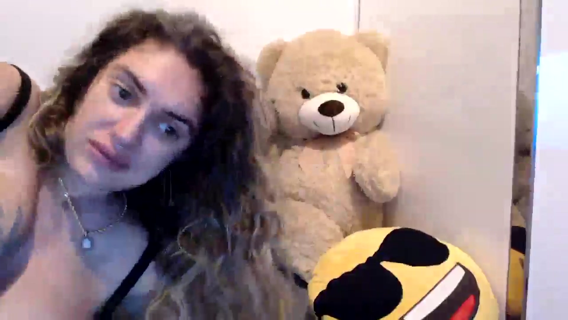 Gallery image thumbnail from MissDivinna's myfreecams stream on, 09/01/2025, 24:00 image 14 of 20