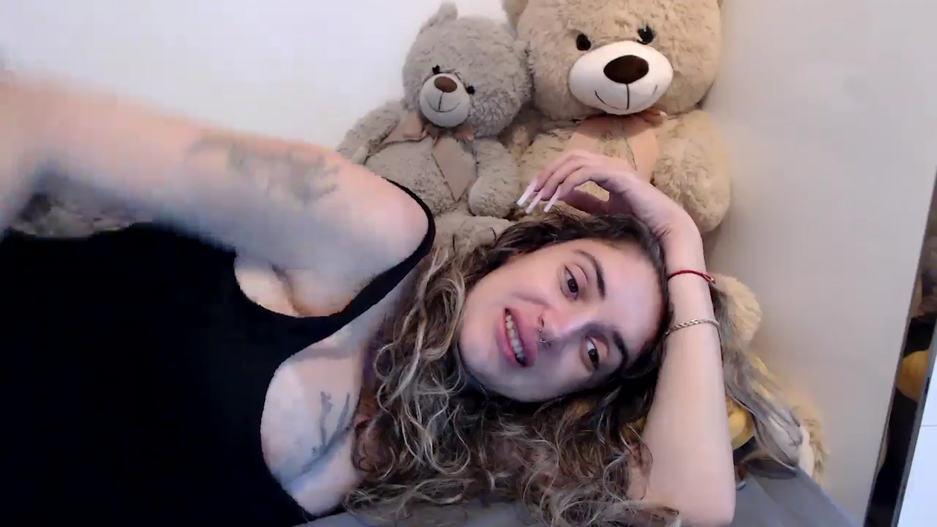 Gallery image thumbnail from MissDivinna's myfreecams stream on, 09/01/2025, 05:08 image 20 of 20