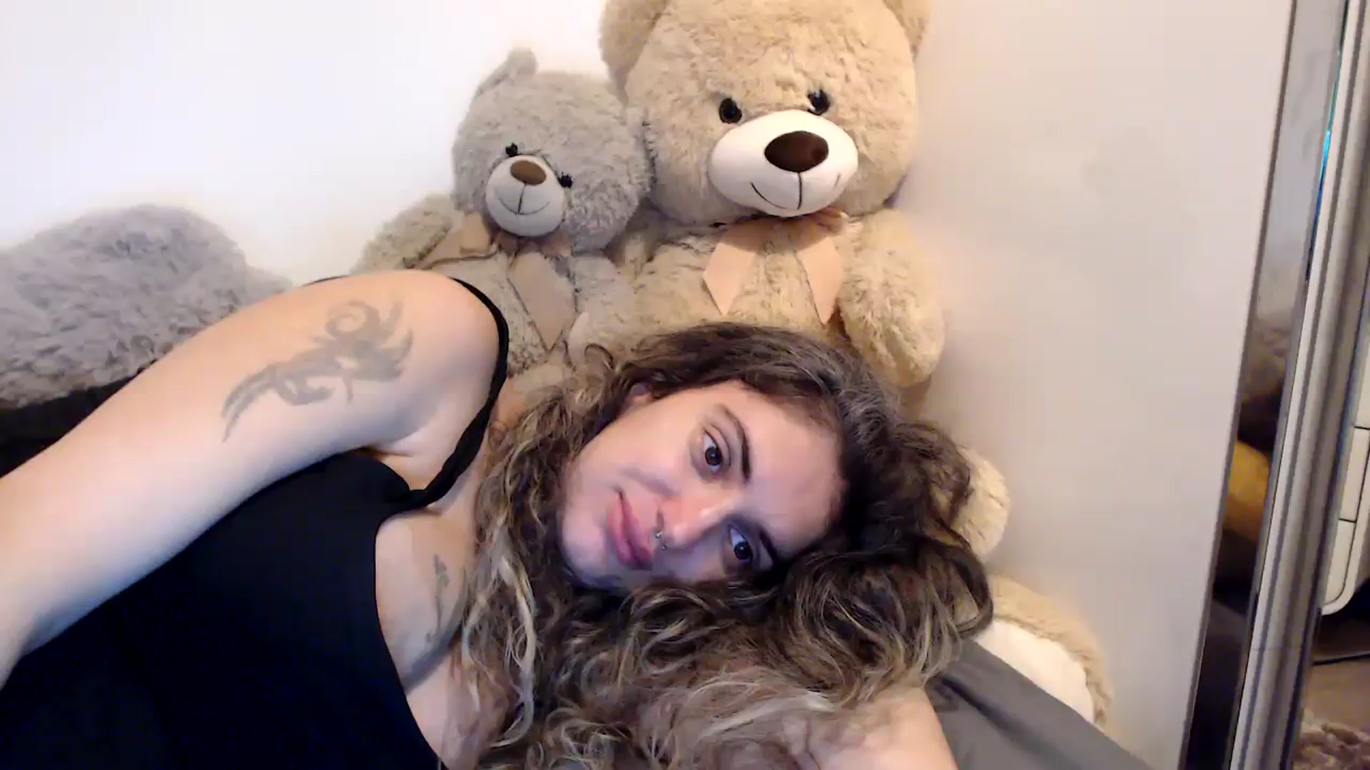 Gallery image thumbnail from MissDivinna's myfreecams stream on, 09/02/2025, 24:09 image 2 of 20