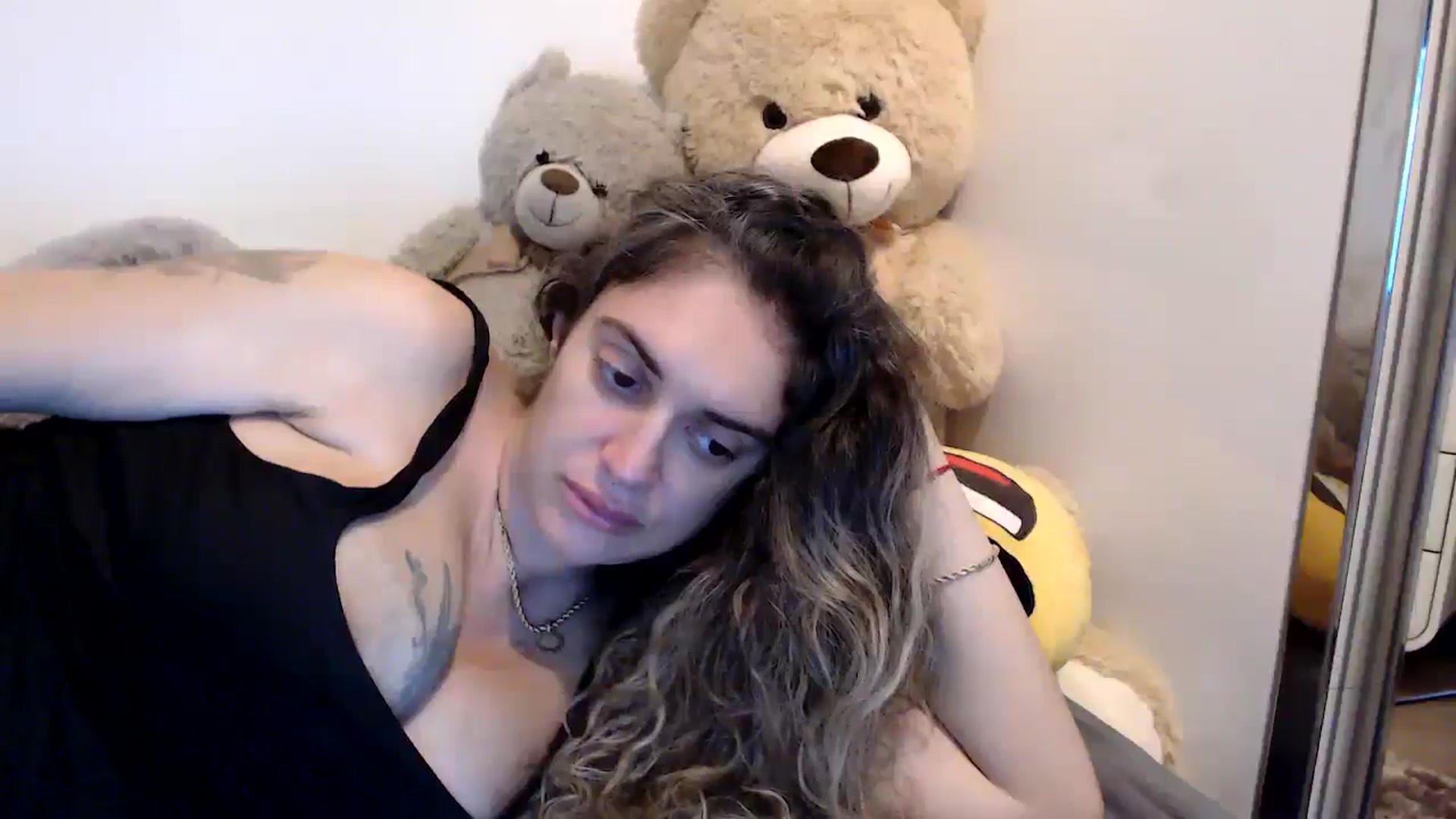 Gallery image thumbnail from MissDivinna's myfreecams stream on, 09/02/2025, 24:09 image 17 of 20