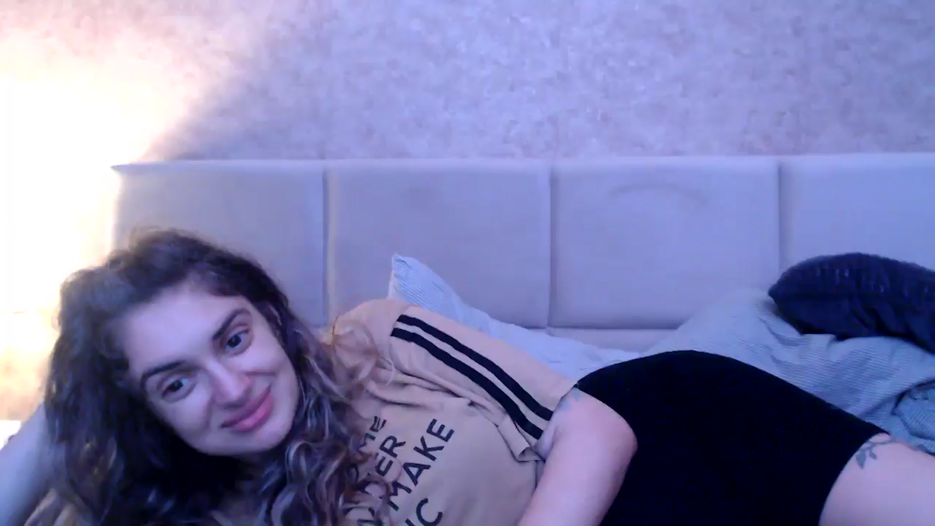 Gallery image thumbnail from MissDivinna's myfreecams stream on, 09/12/2025, 03:24 image 7 of 20