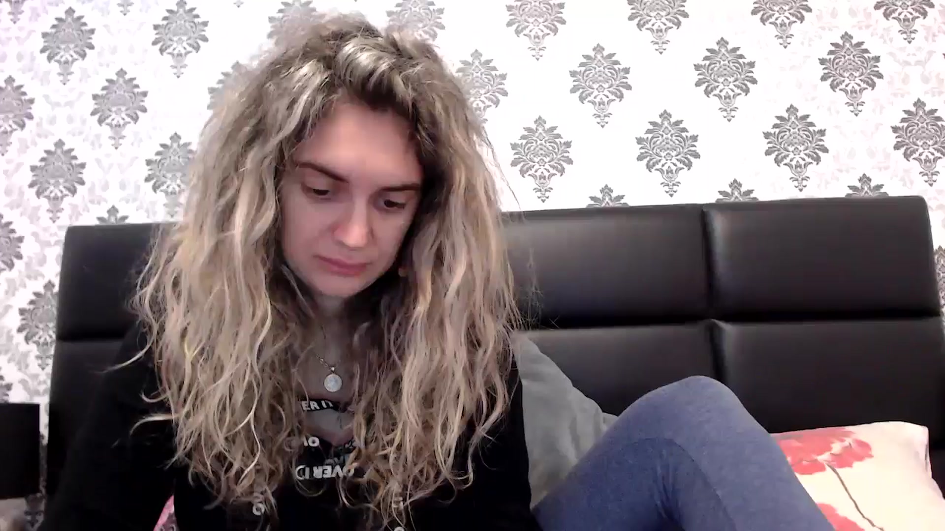 Gallery image thumbnail from MissDivinna's myfreecams stream on, 09/25/2025, 02:07 image 19 of 20