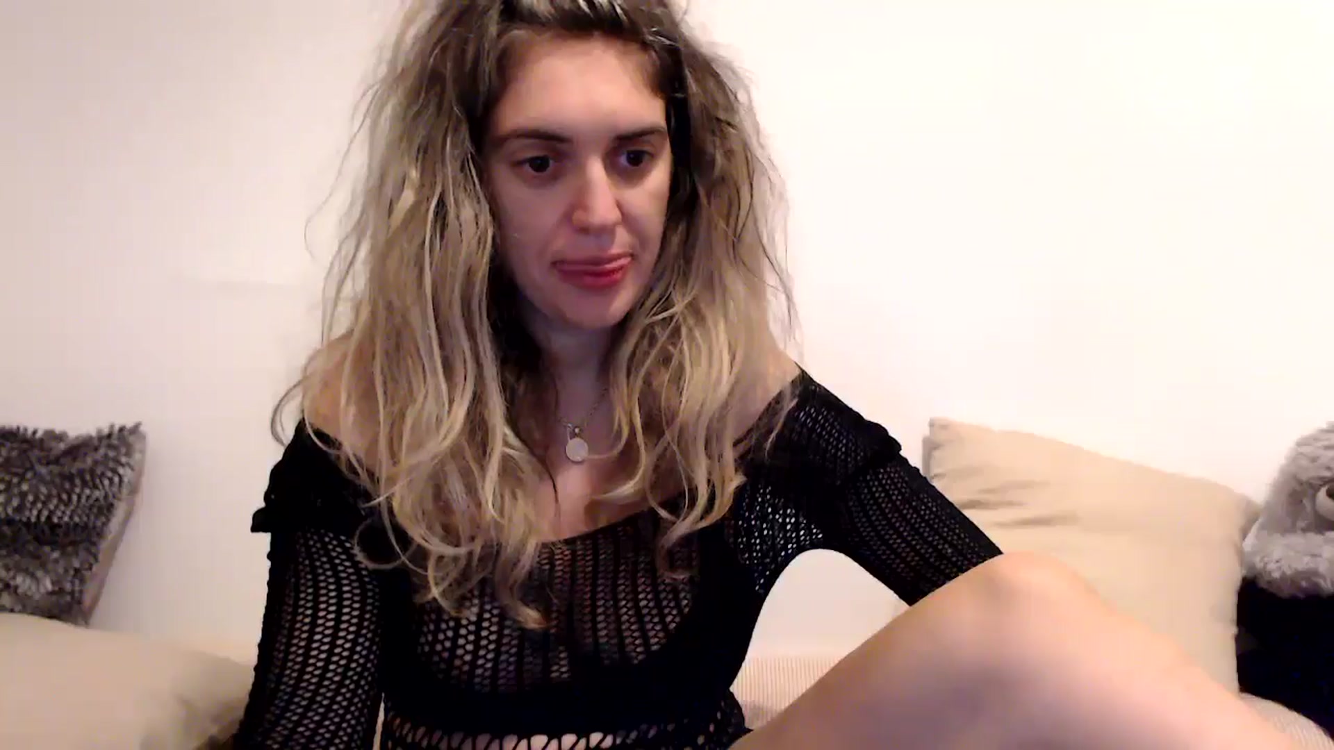 Gallery image thumbnail from MissDivinna's myfreecams stream on, 10/05/2025, 03:52 image 7 of 20