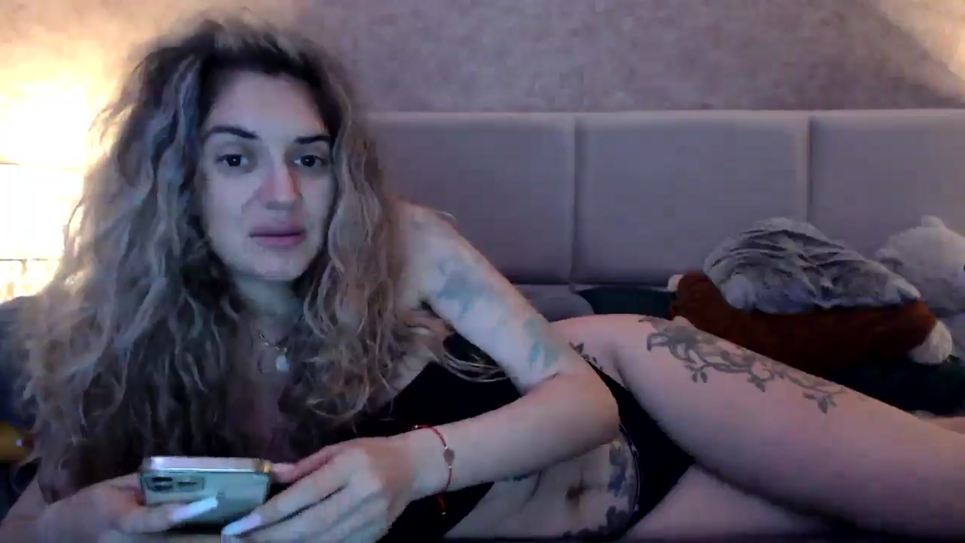 Gallery image thumbnail from MissDivinna's myfreecams stream on, 10/06/2025, 23:46 image 10 of 20