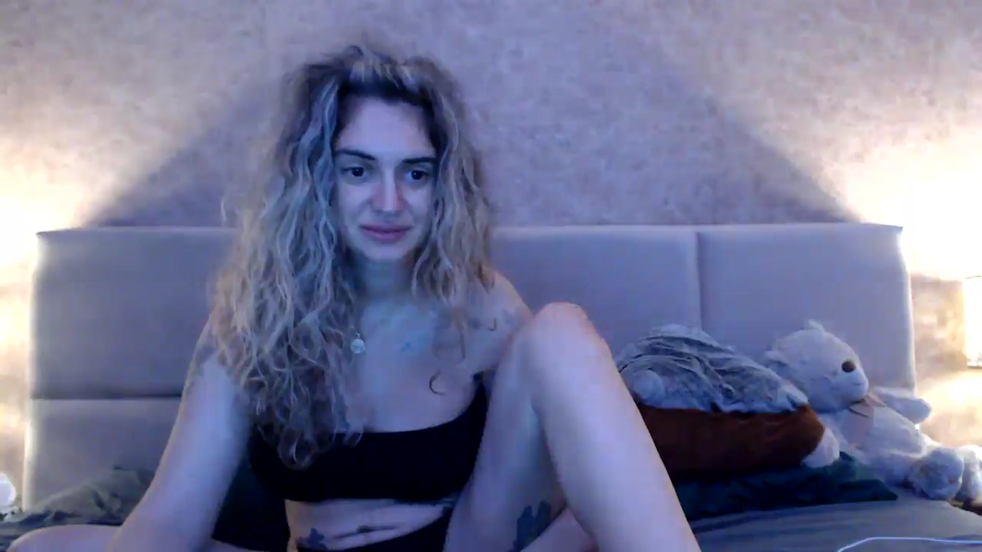 Gallery image thumbnail from MissDivinna's myfreecams stream on, 10/06/2025, 23:46 image 5 of 20
