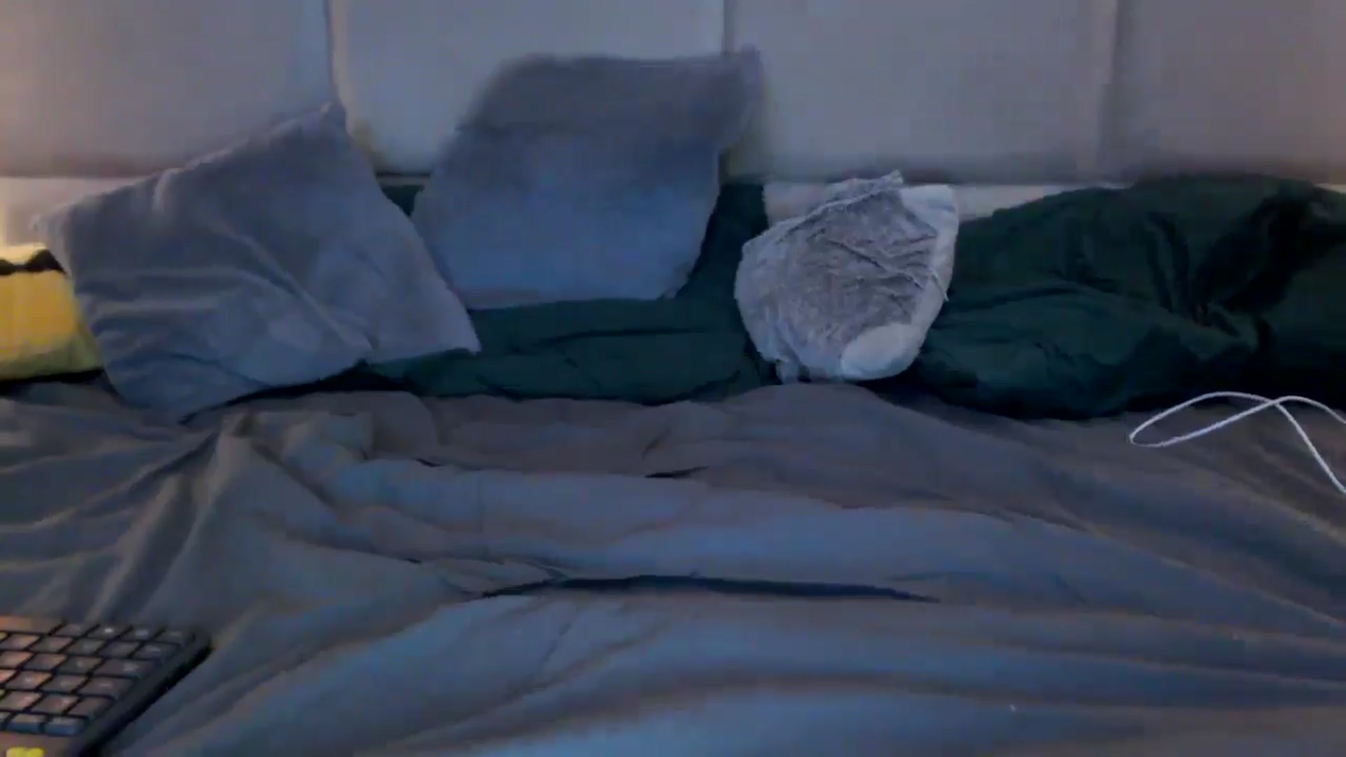 Gallery image thumbnail from MissDivinna's myfreecams stream on, 10/07/2025, 23:49 image 16 of 20