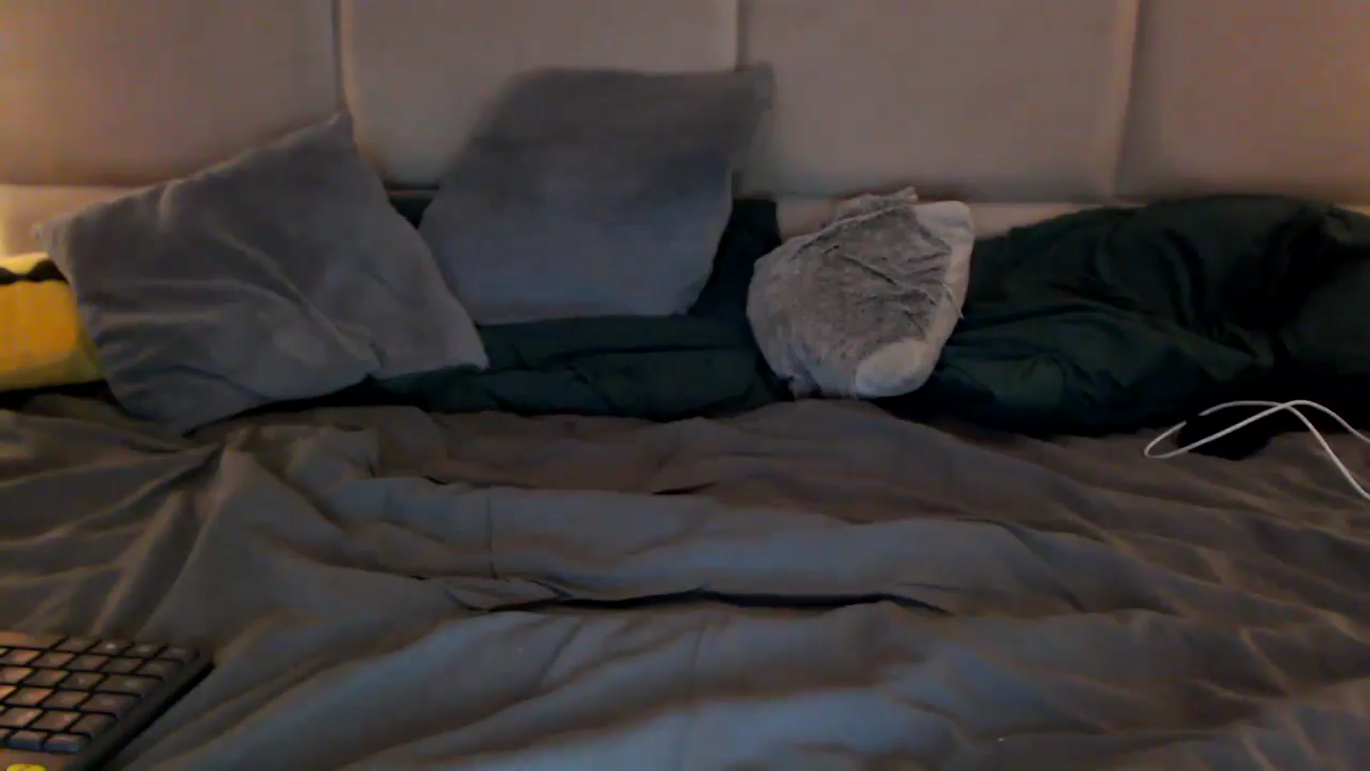 Gallery image thumbnail from MissDivinna's myfreecams stream on, 10/07/2025, 23:49 image 15 of 20