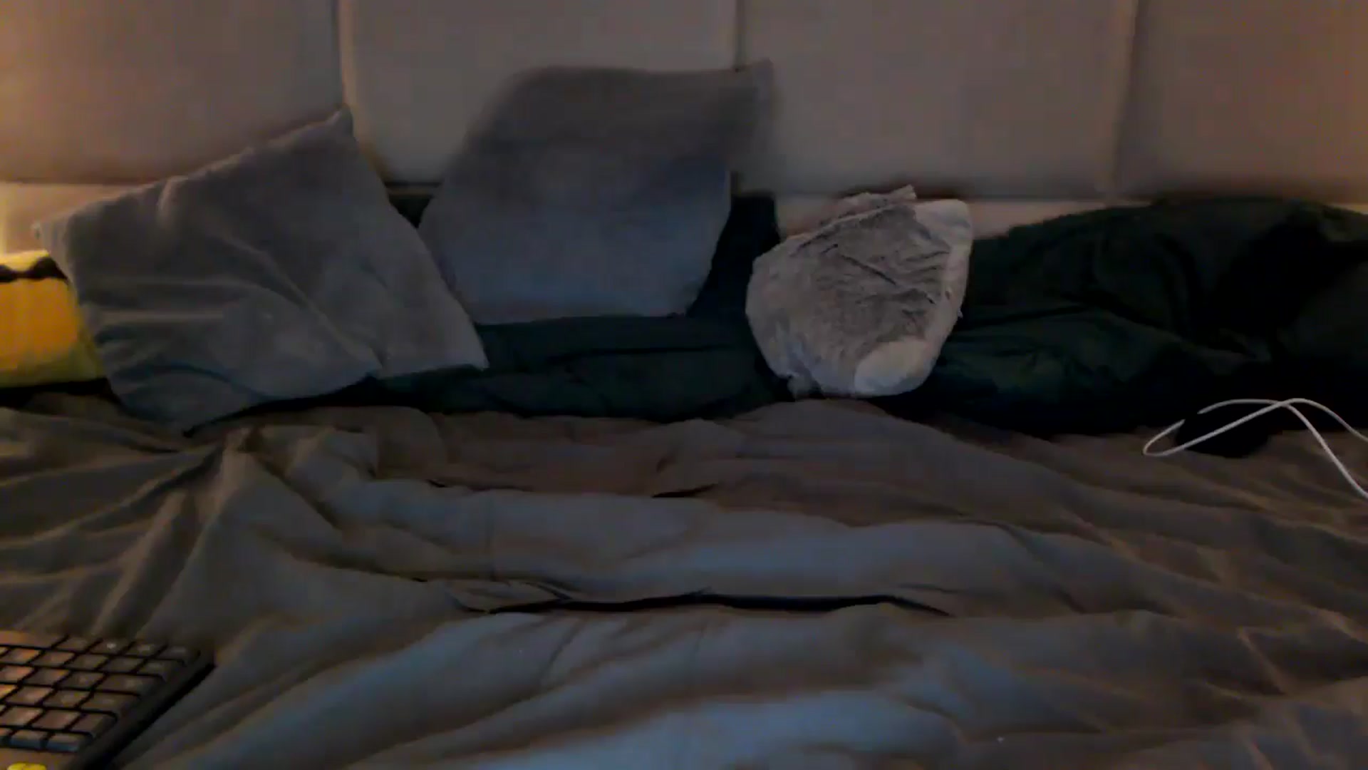 Gallery image thumbnail from MissDivinna's myfreecams stream on, 10/07/2025, 23:49 image 14 of 20