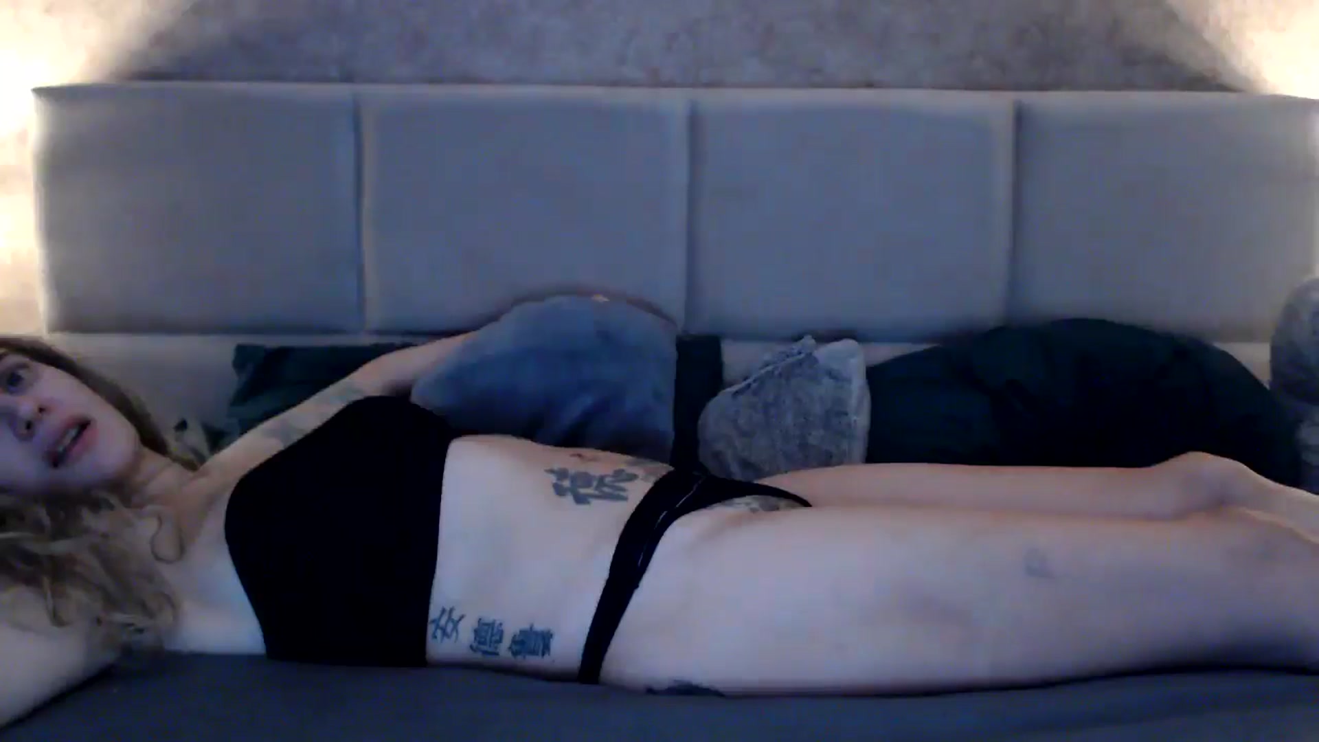 Gallery image thumbnail from MissDivinna's myfreecams stream on, 10/08/2025, 01:44 image 15 of 20