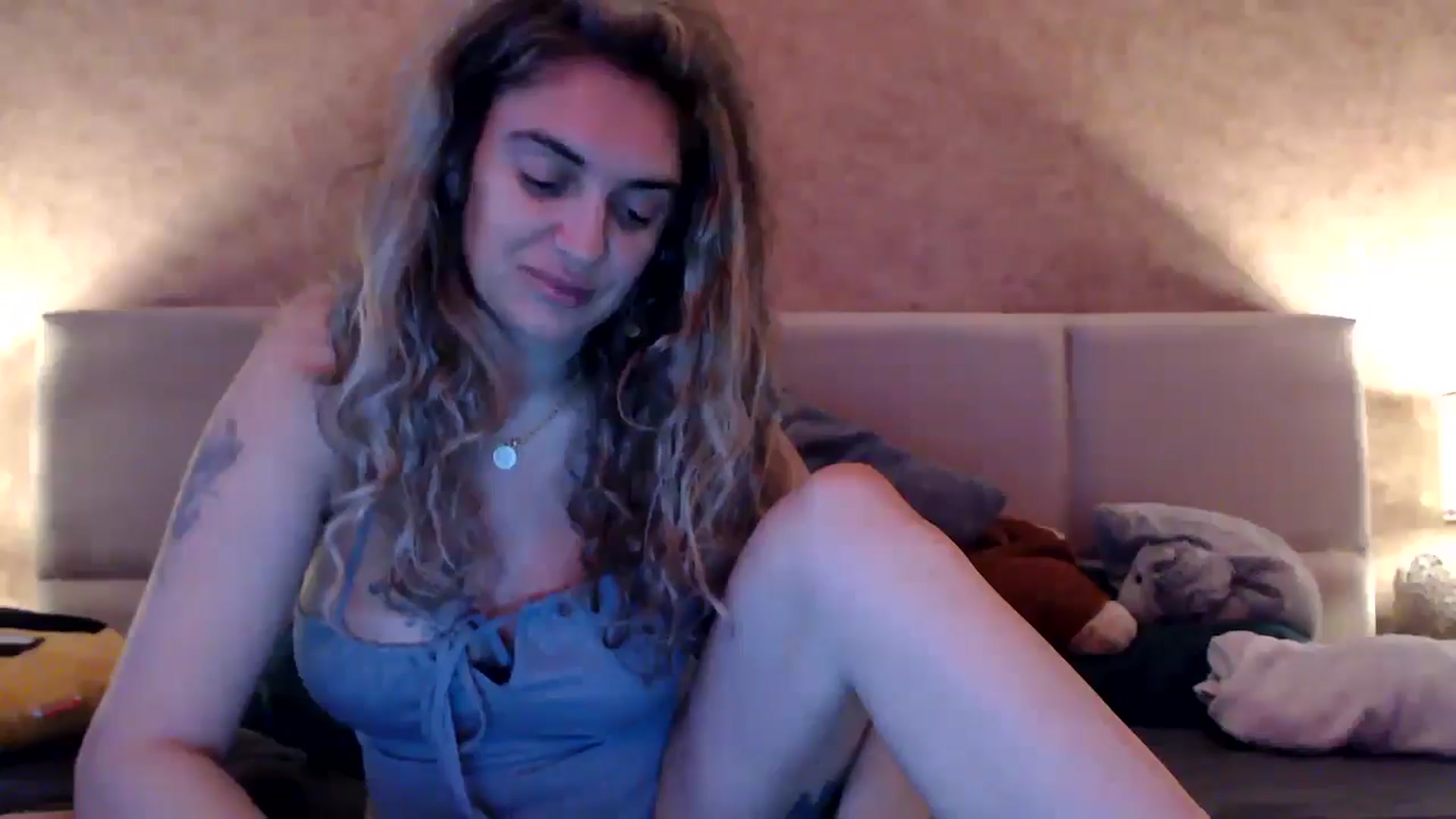 Gallery image thumbnail from MissDivinna's myfreecams stream on, 10/12/2025, 04:47 image 20 of 20