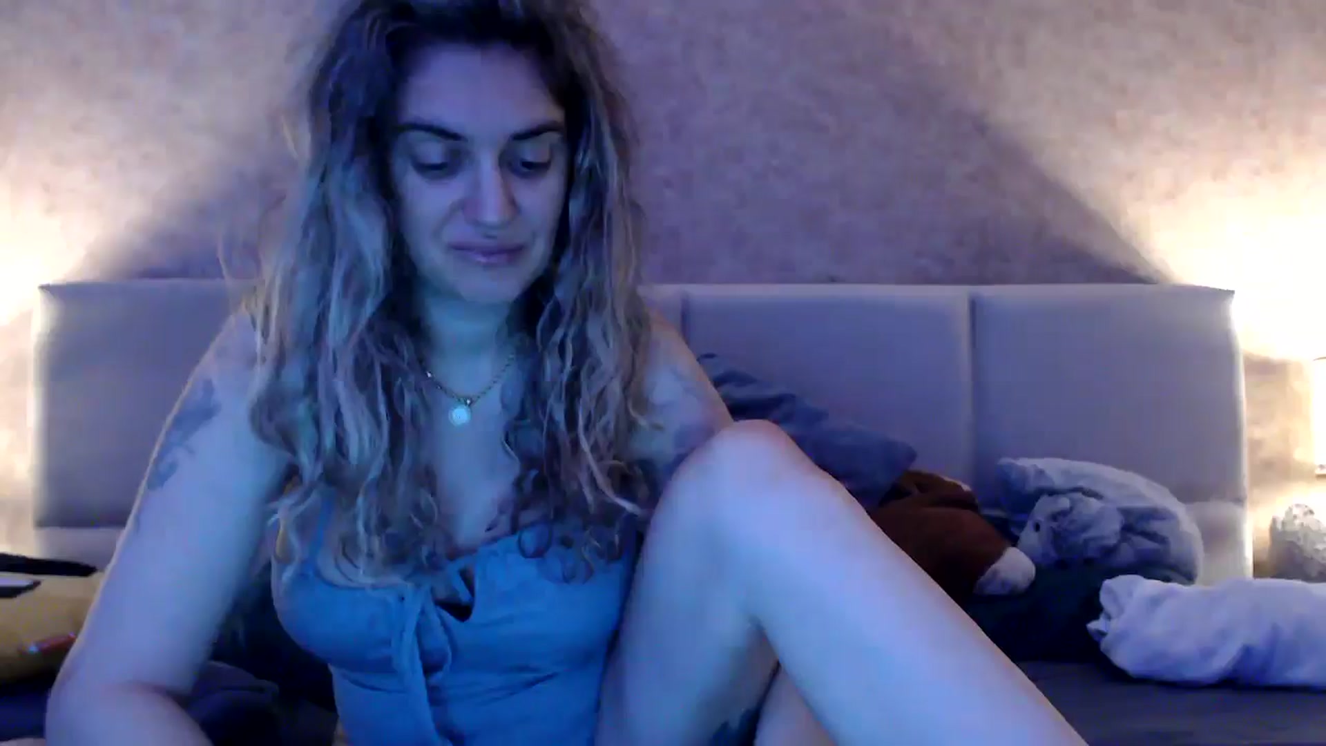 Gallery image thumbnail from MissDivinna's myfreecams stream on, 10/12/2025, 04:47 image 19 of 20